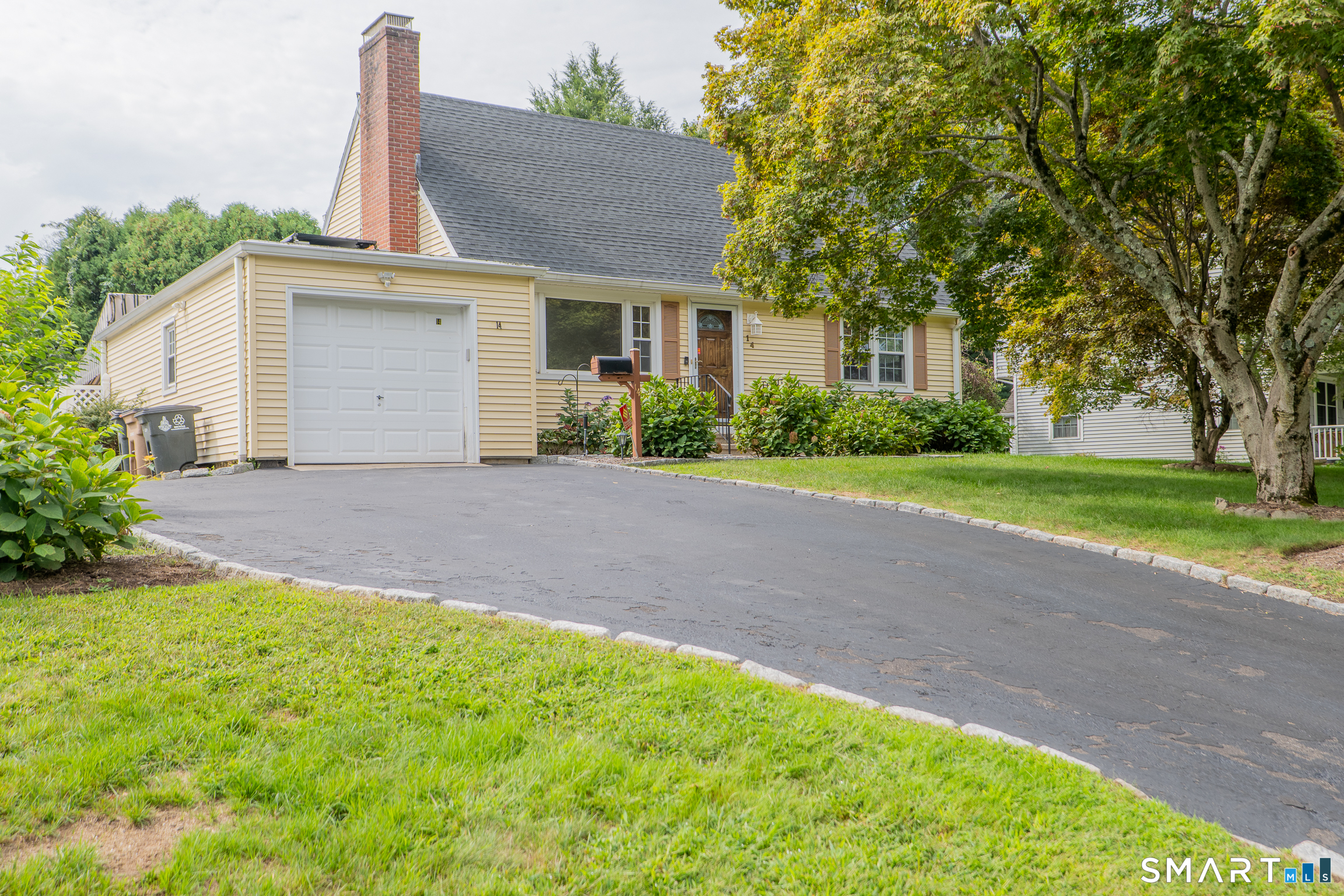 14 Ayres Drive, Stamford, CT 06905 | For Sale at $779,000