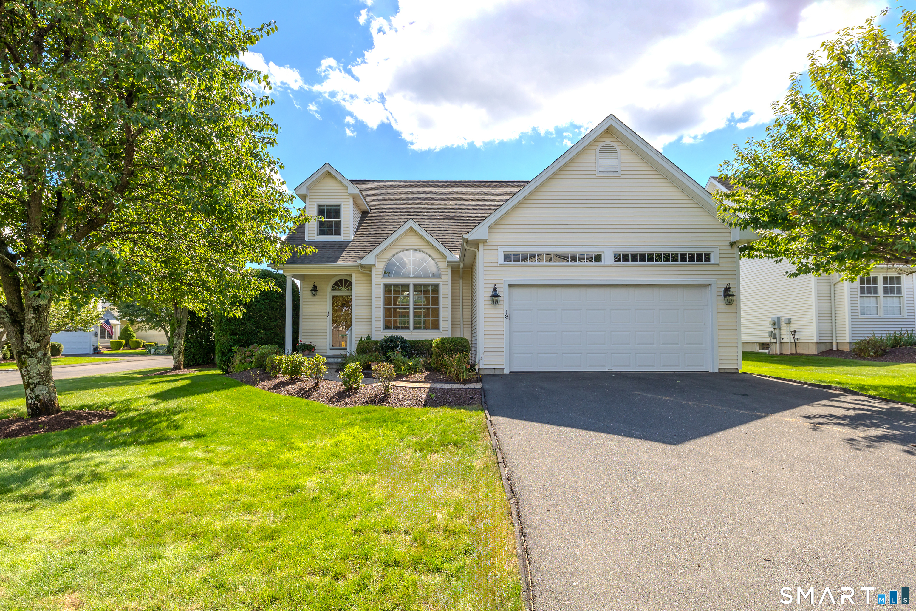 18 Wicklow Lane, Shelton, CT 06484 | For Sale at $669,000