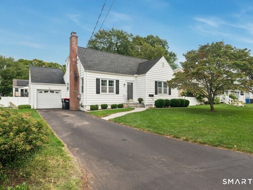  single family home for sale located at 100 Flint Street, Trumbull, CT 06611