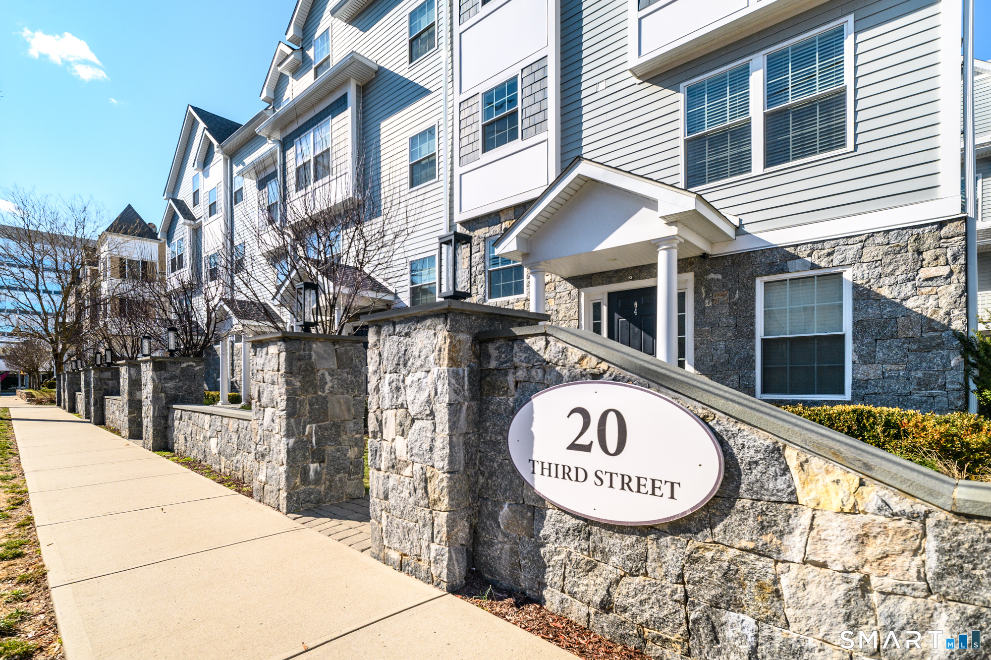 20 Third Street, 12, Stamford, CT 06905 | For Sale at $739,500