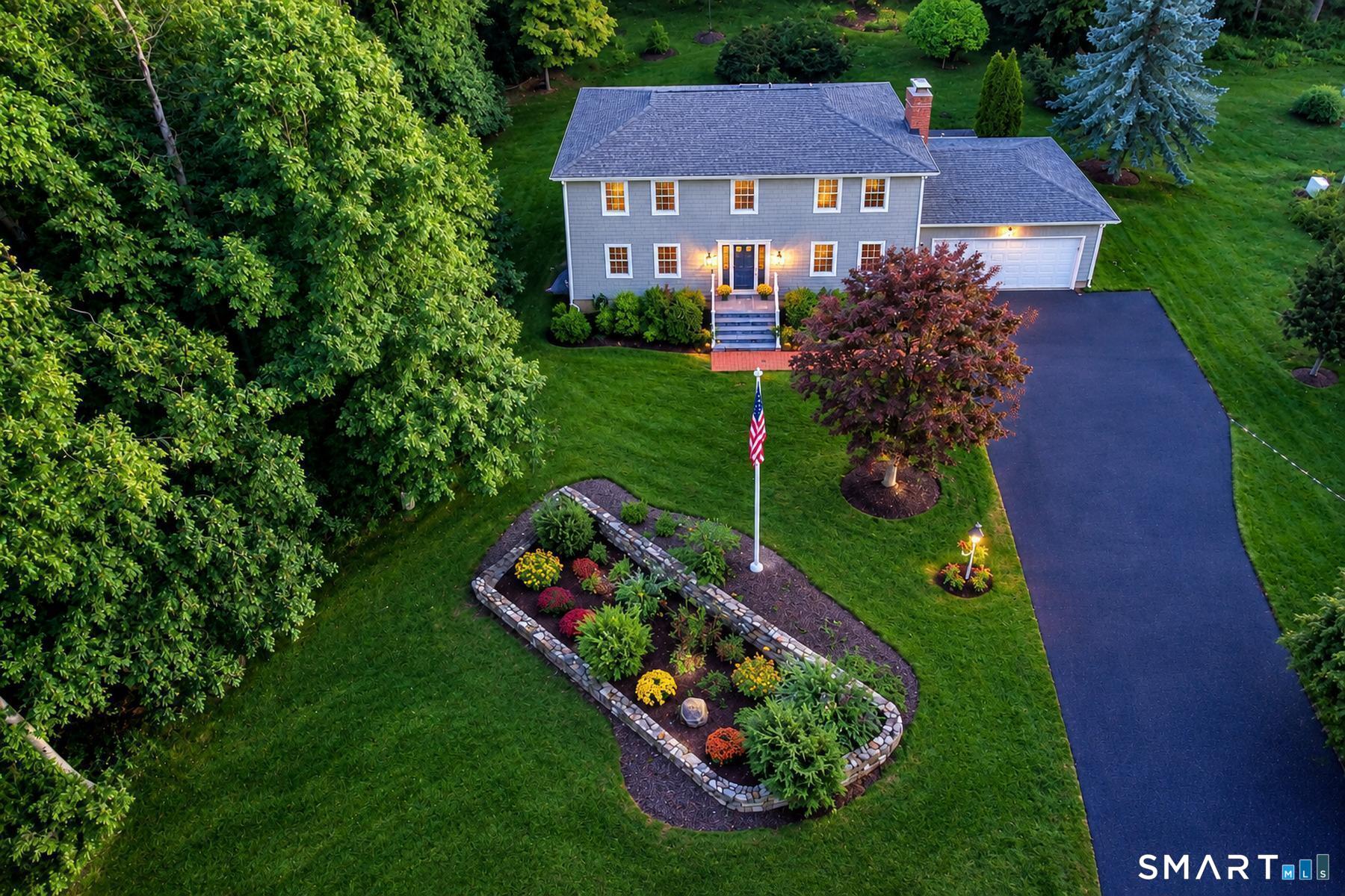11 Stoneleigh Road, Trumbull, CT 06611 | For Sale at $825,000