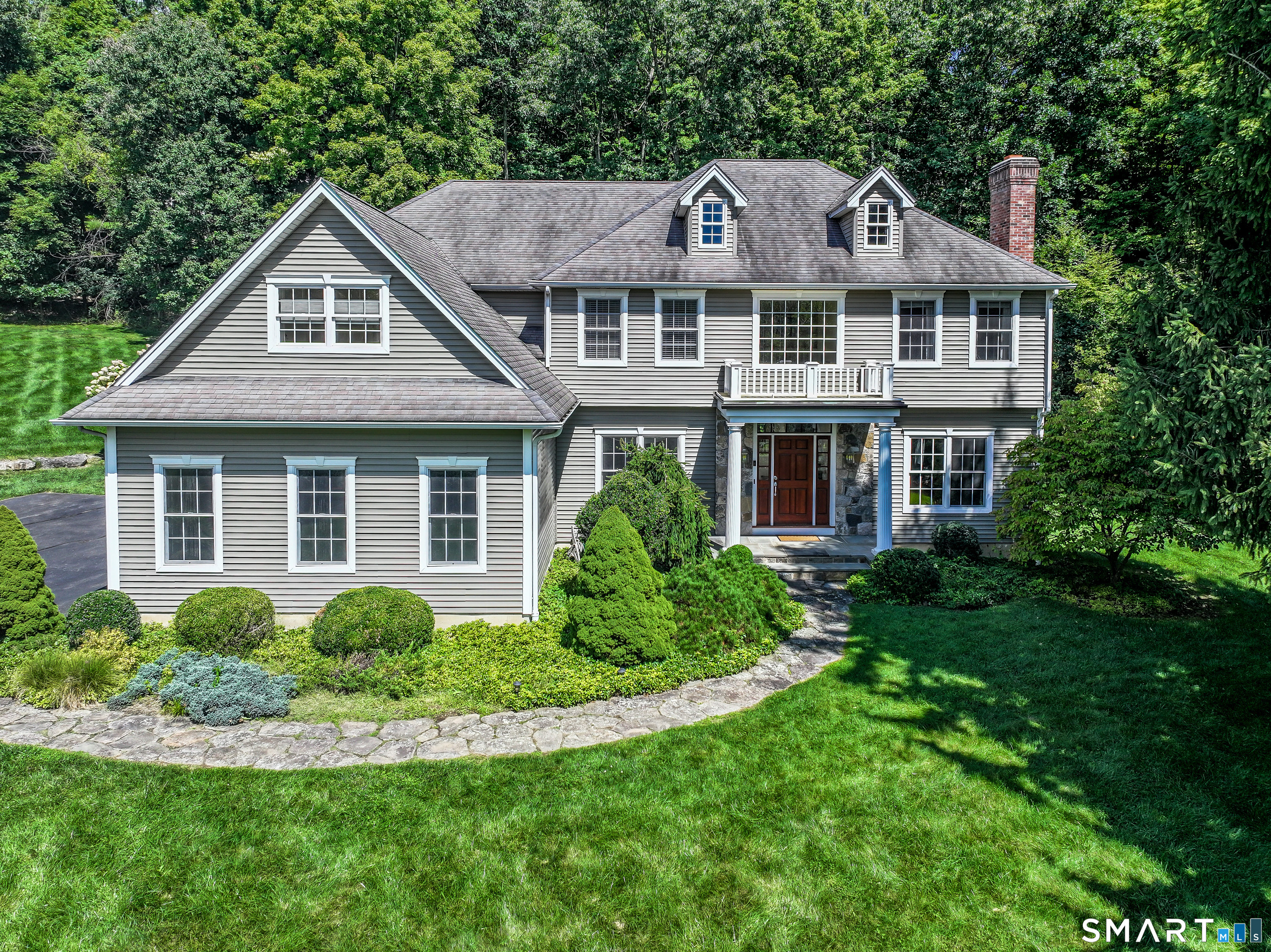 45 State Route 39, New Fairfield, CT 06812 | For Sale at $995,000