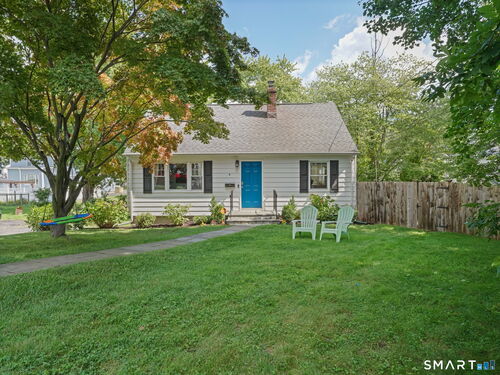  single family home for sale located at 4 Cedarhurst Lane, Fairfield, CT 06825