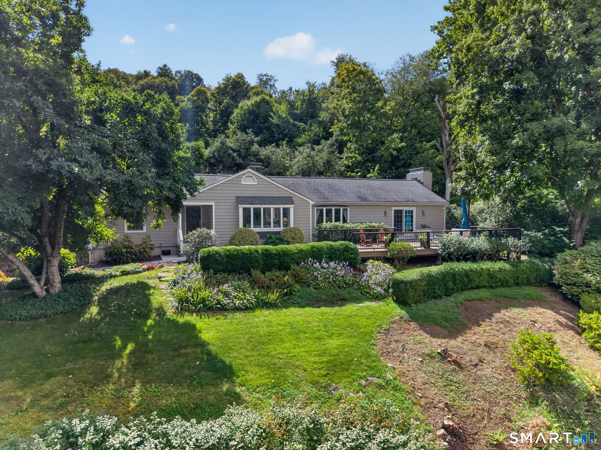 211 Hanover Road, Newtown, CT 06470 | For Sale at $997,500