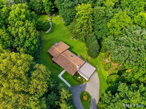 Contemporary single family home for sale located at 7 Sundance Drive, Greenwich, CT 06807