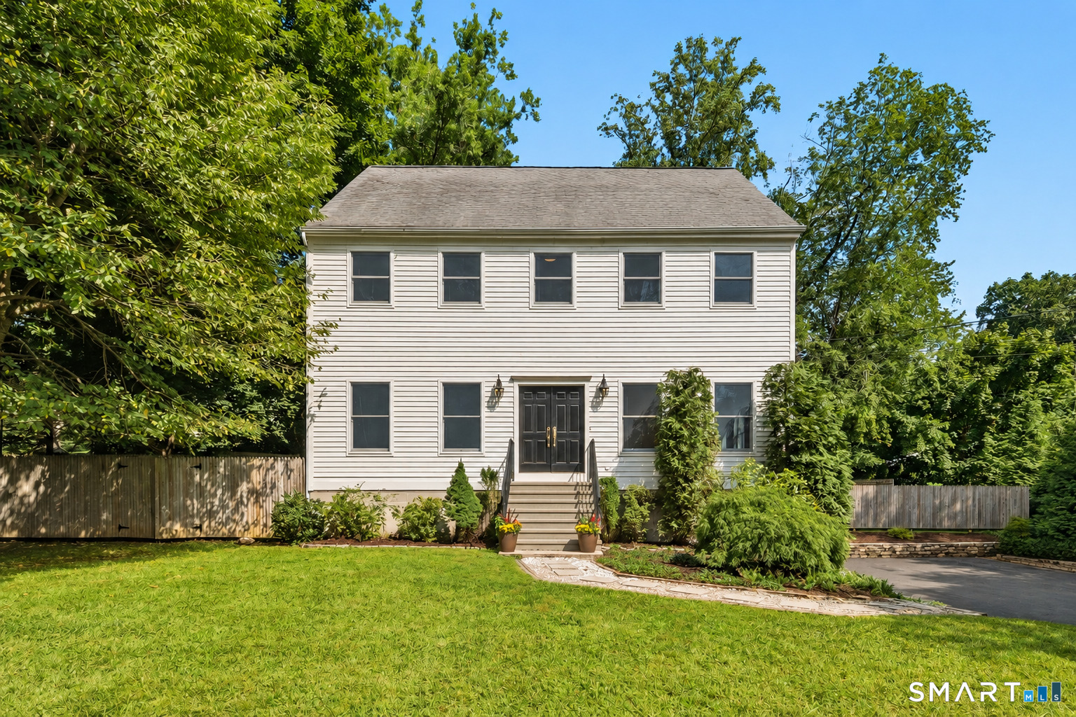 145 Weed Street, New Canaan, CT 06840 | For Sale at $1,150,000