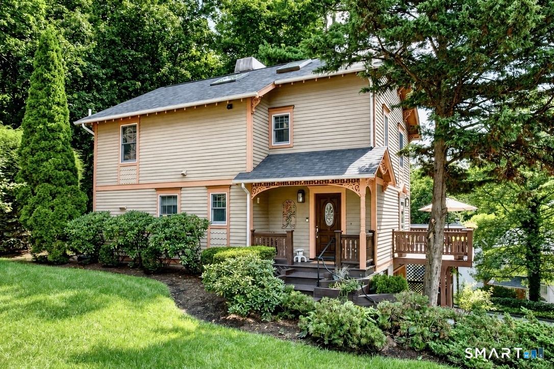 23 Blue Mountain Ridge, 23, Norwalk, CT 06851 | For Sale at $699,000