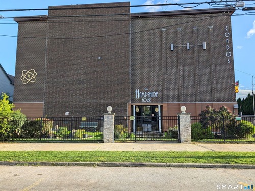  condo home for sale located at 393 Laurel Avenue, 302, Bridgeport, CT 06604