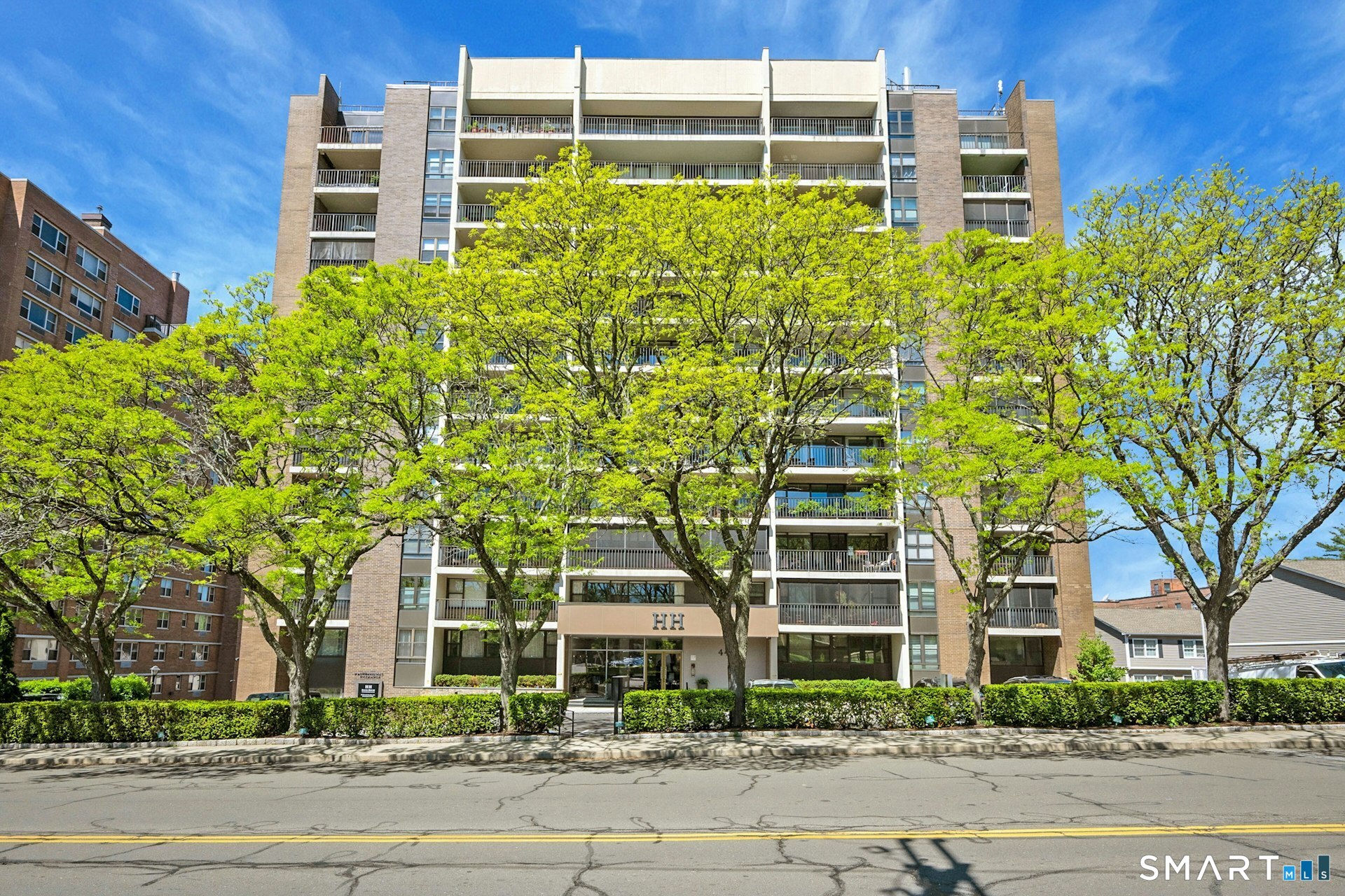 44 Strawberry Hill Avenue, 3k, Stamford, CT 06902 | For Sale at $485,000