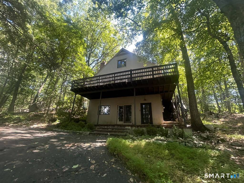 38 Ravenwood Drive, Weston, CT 06883 | For Sale at $679,900