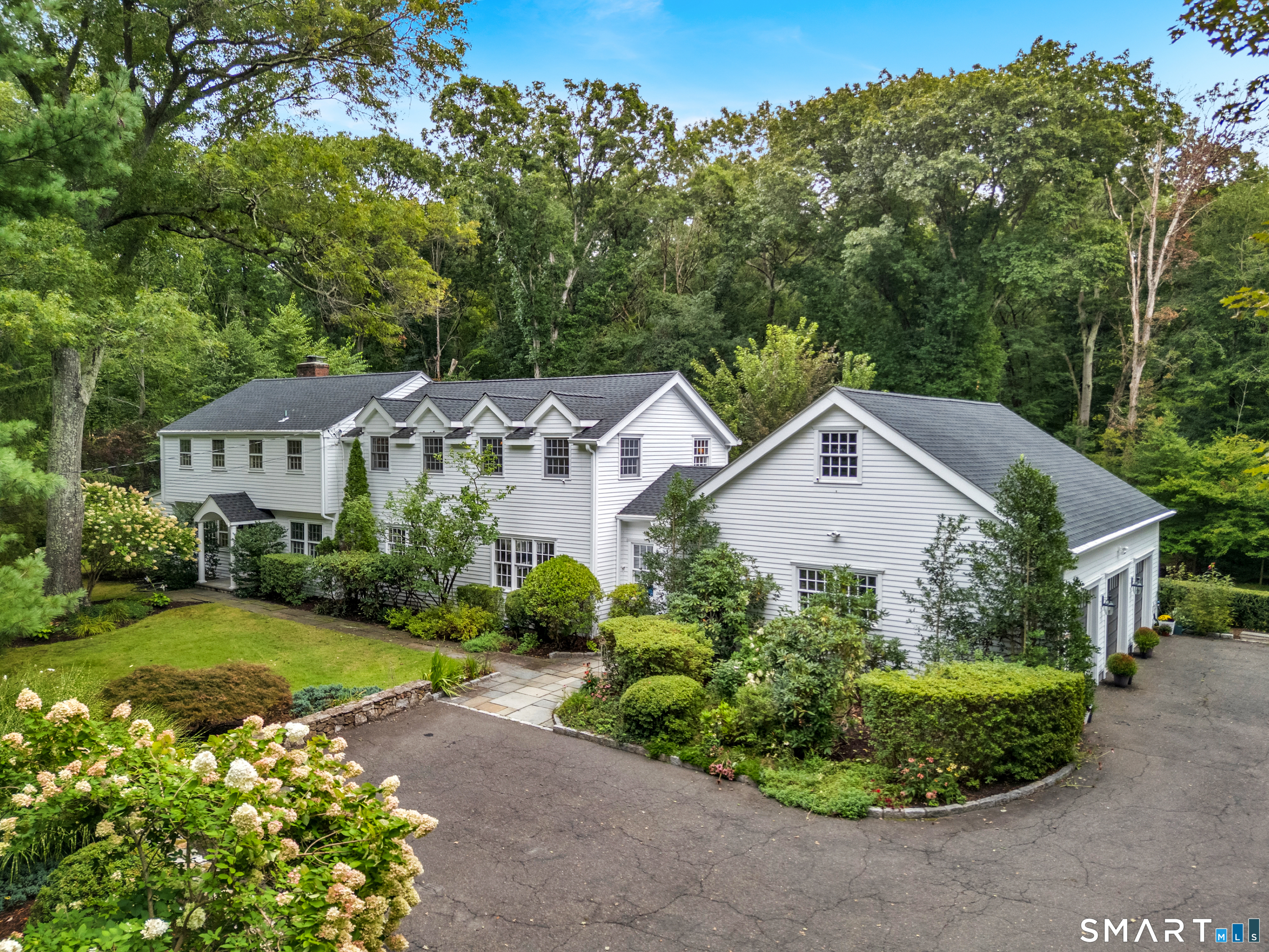 227 Newtown Turnpike, Weston, CT 06883 | For Sale at $1,595,000