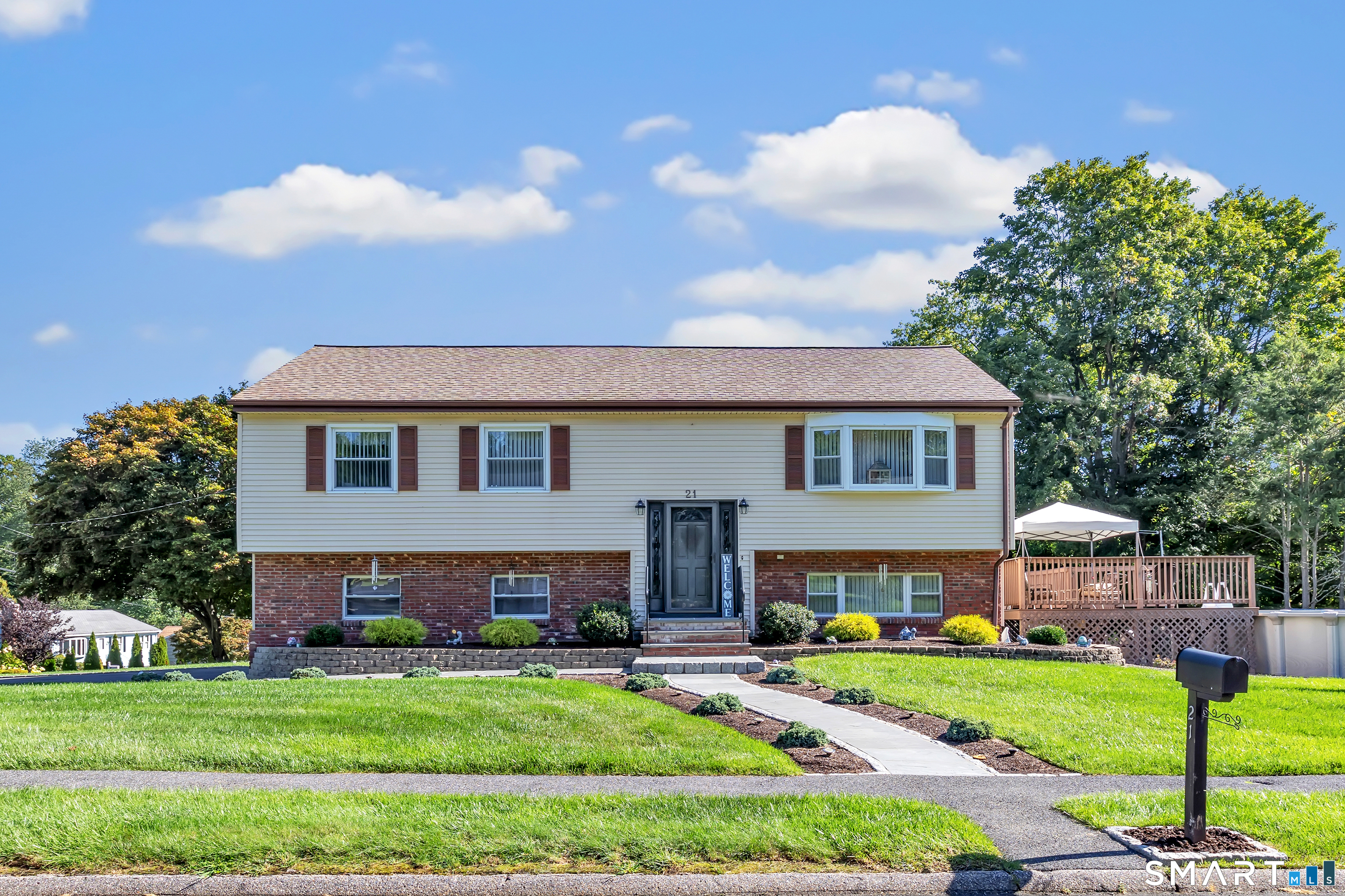 21 Bear Path Drive, Shelton, CT 06484 | For Sale at $579,900