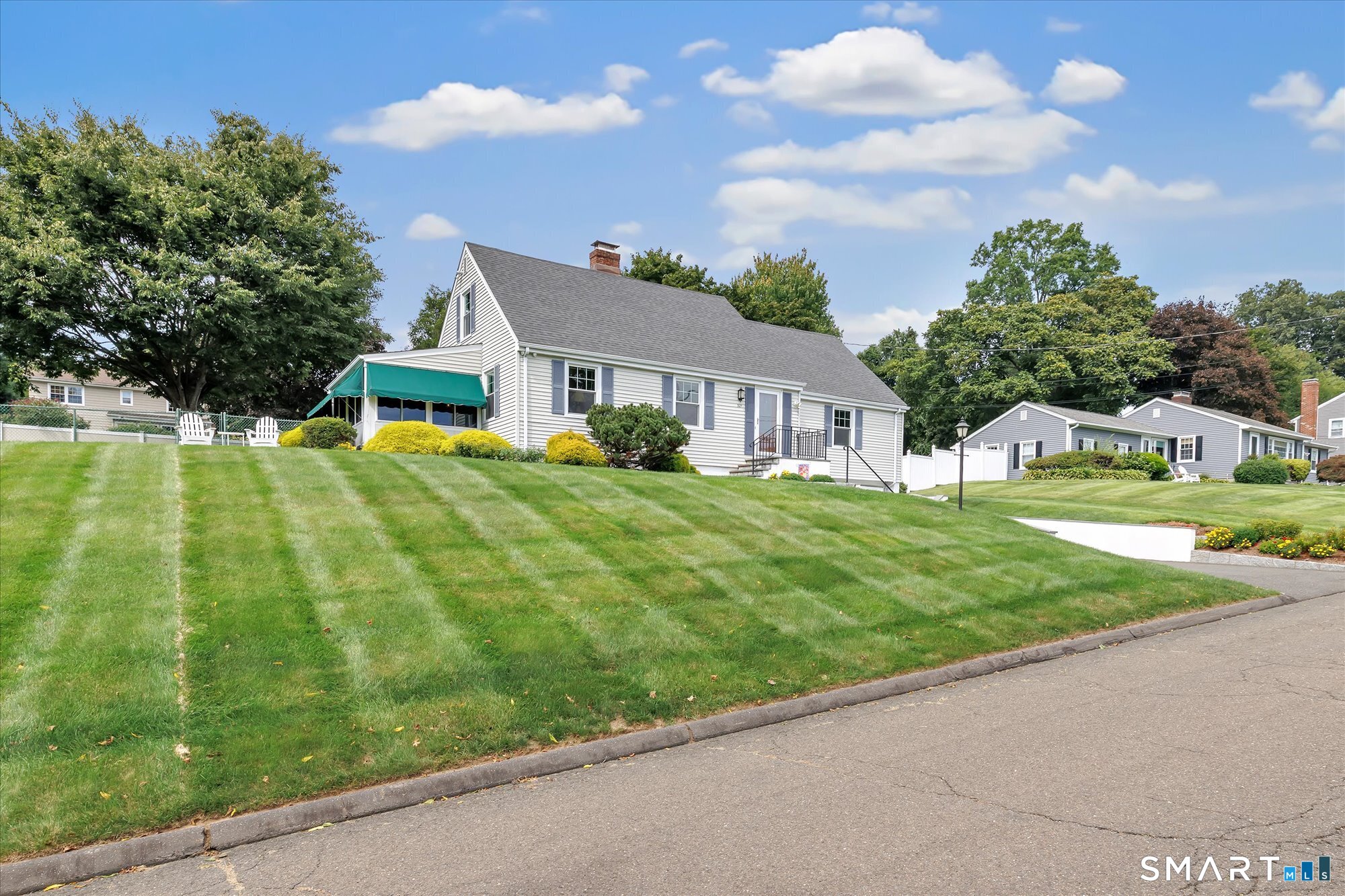 321 Bridgeview Place, Stratford, CT 06614 | For Sale at $724,900