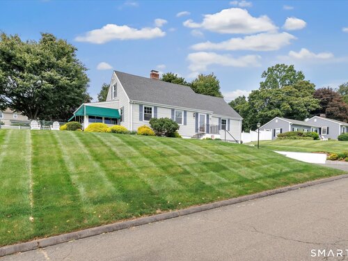  single family home for sale located at 321 Bridgeview Place, Stratford, CT 06614