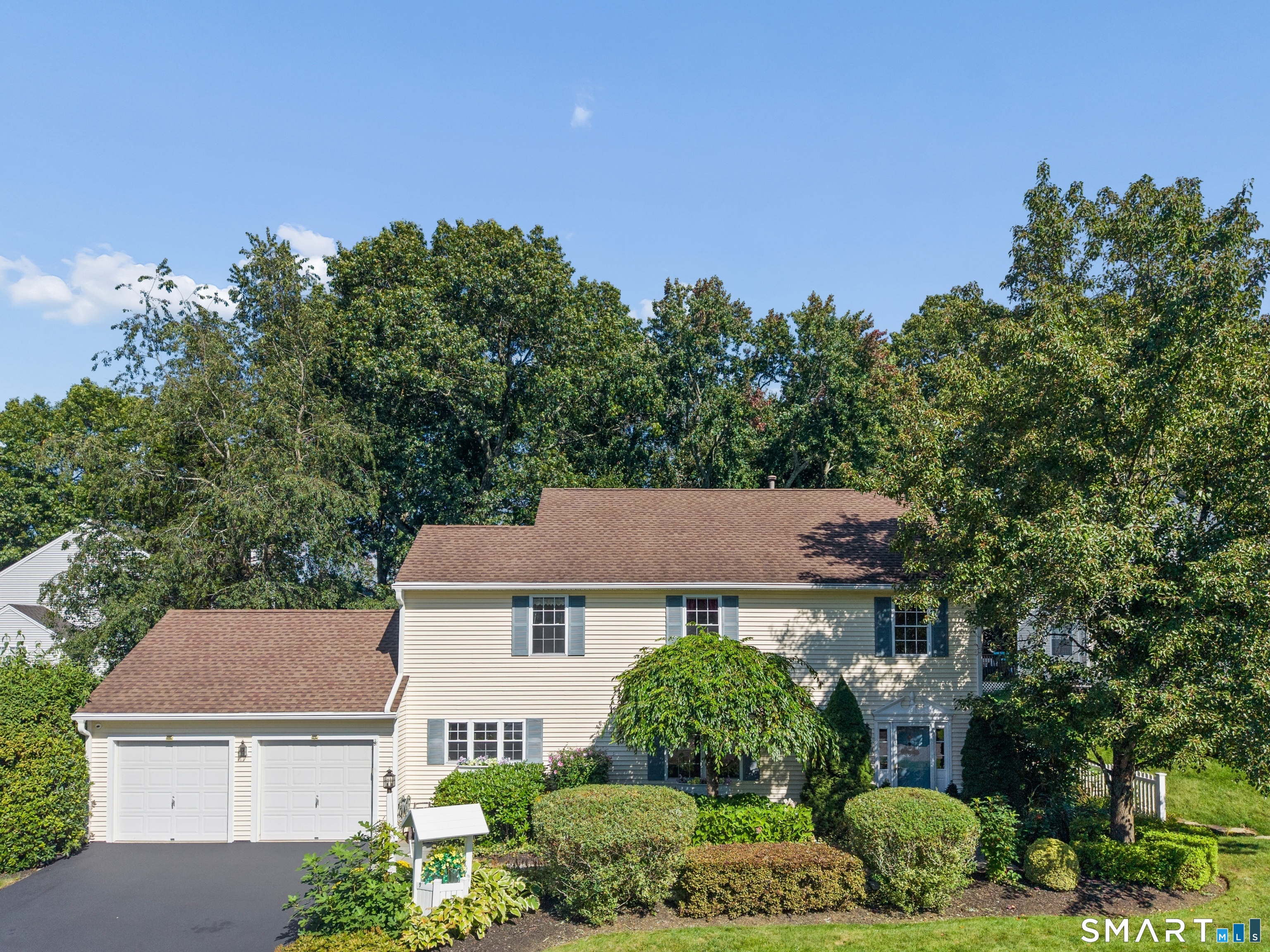 5 Pequot Court, 5, Monroe, CT 06468 | For Sale at $699,900