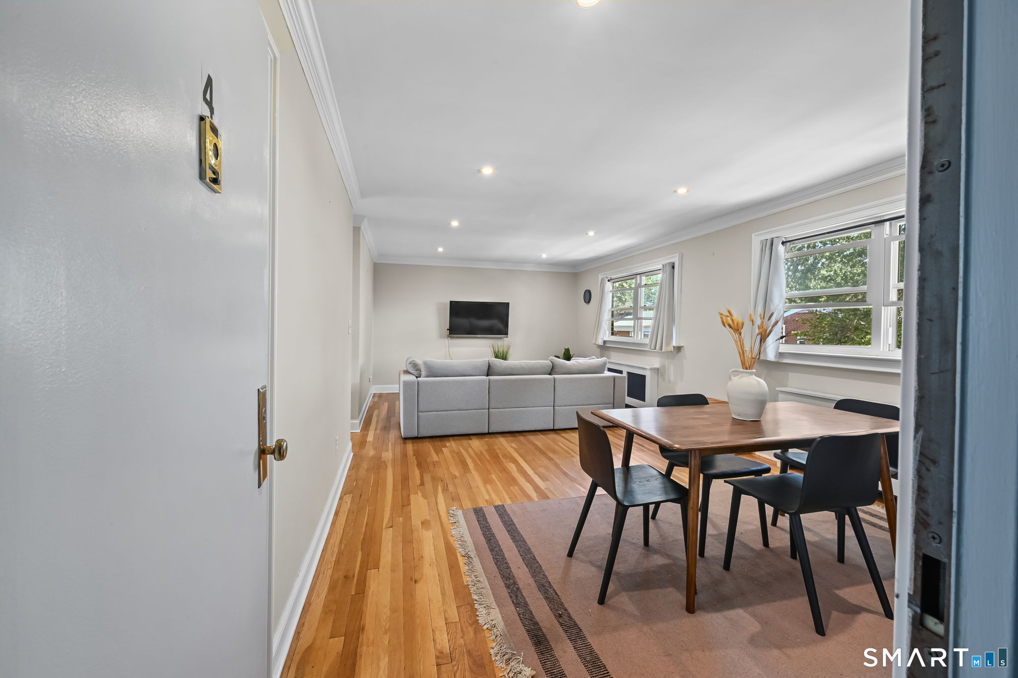 28 Courtland Avenue, 4, Stamford, CT 06902 | For Sale at $185,000