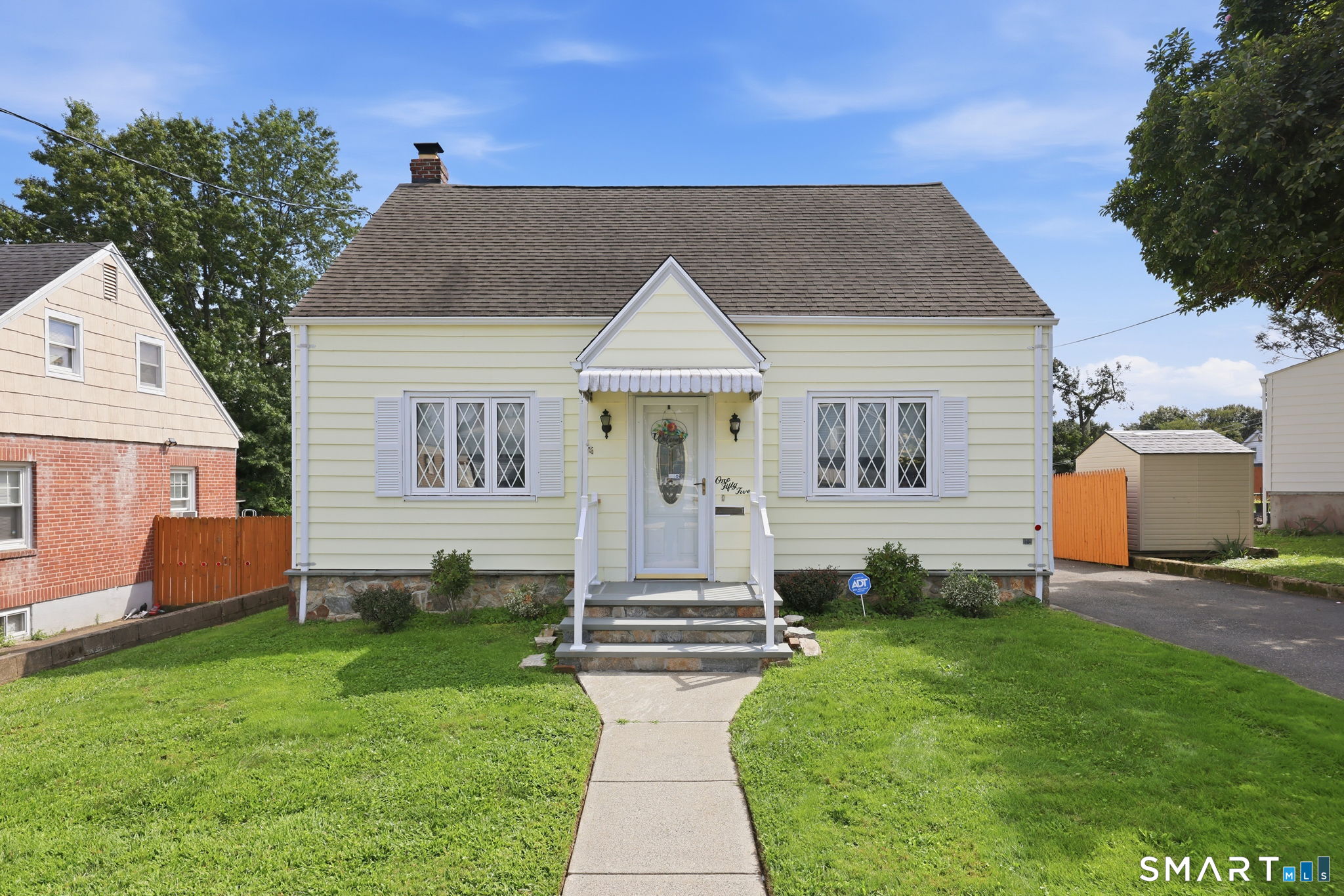 155 Baker Street, Bridgeport, CT 06606 | For Sale at $409,999