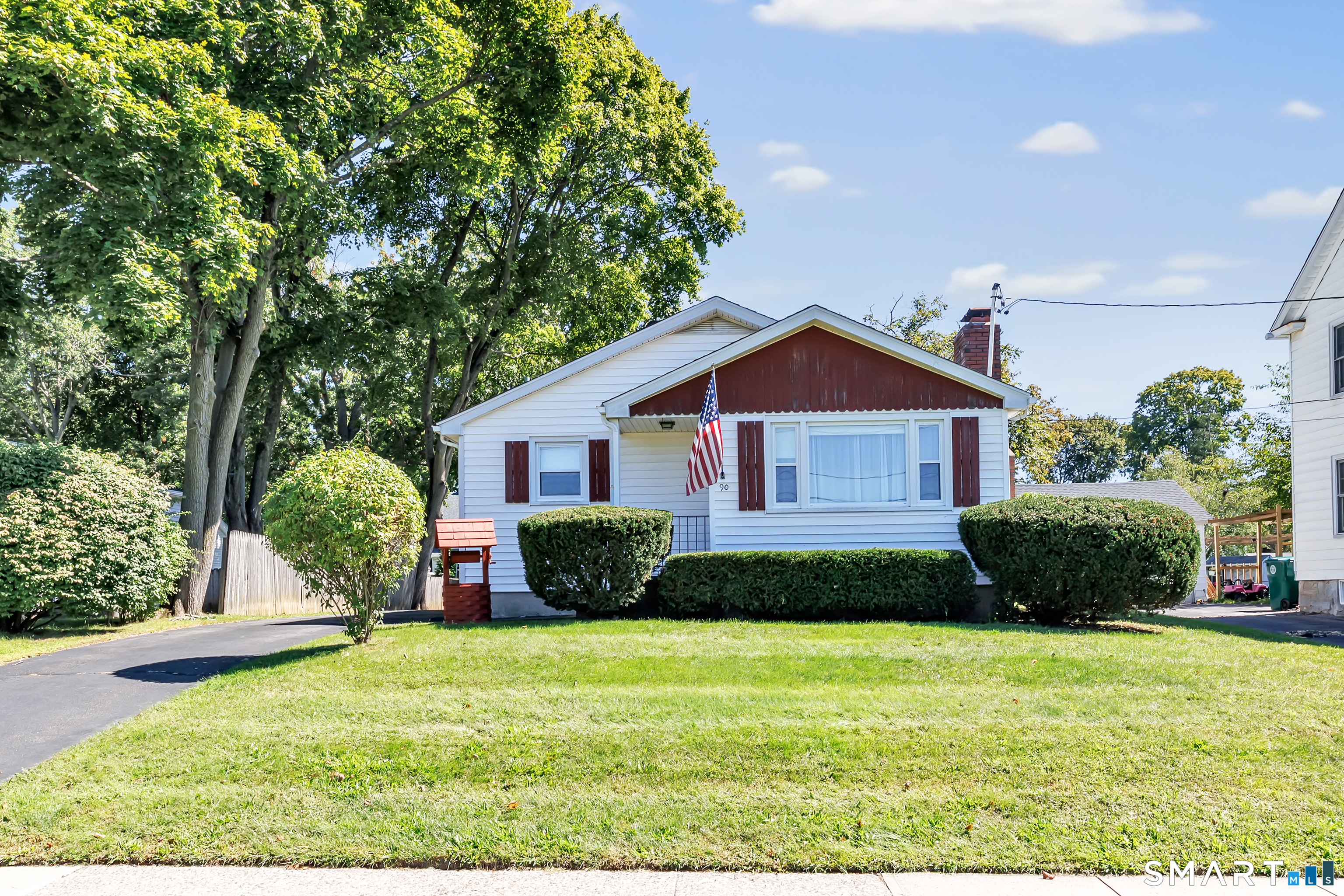 90 Elliott Street, Stratford, CT 06614 | For Sale at $424,900