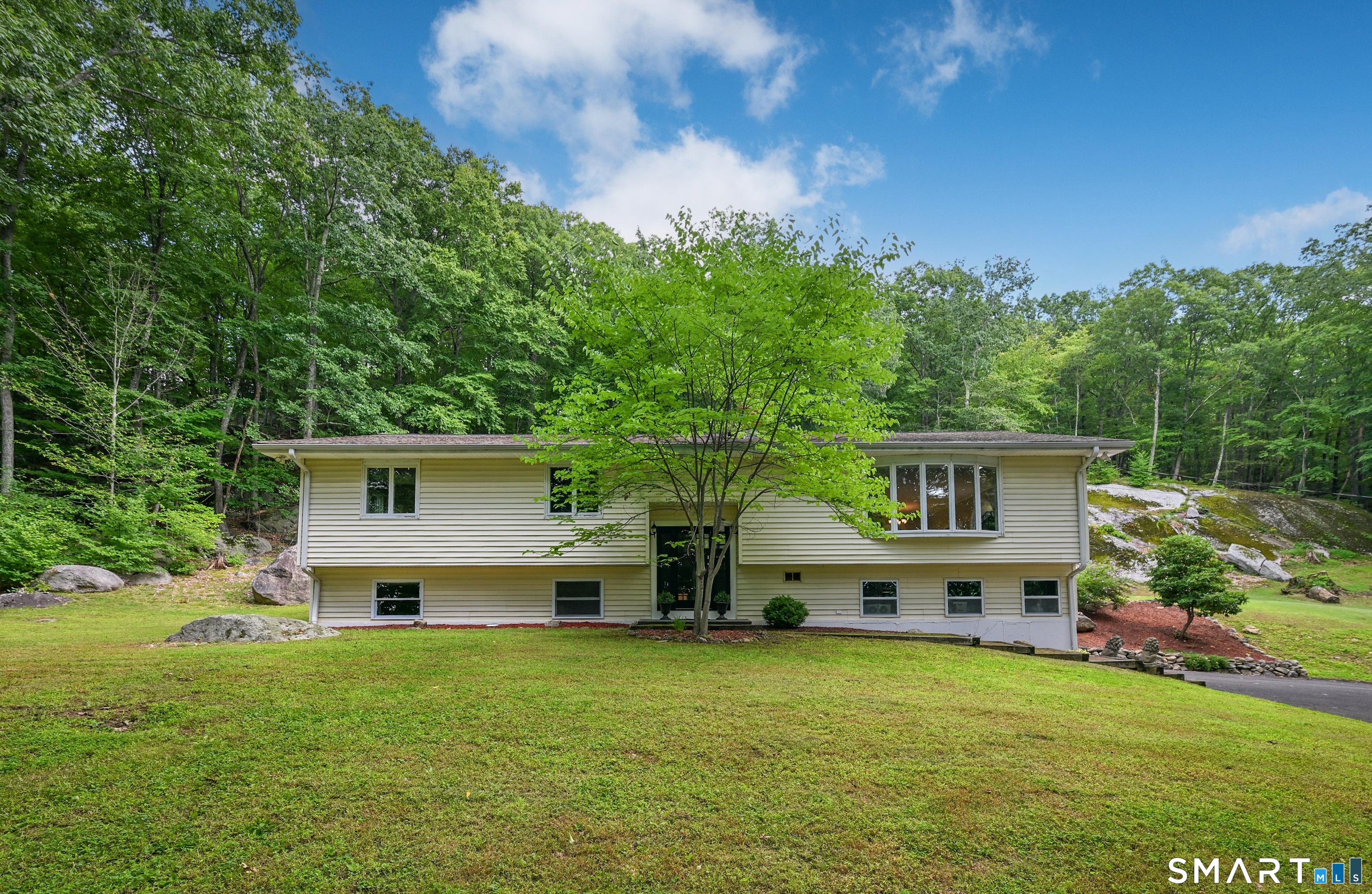 39 Bear Mountain Road, New Fairfield, CT 06812 | For Sale at $599,900