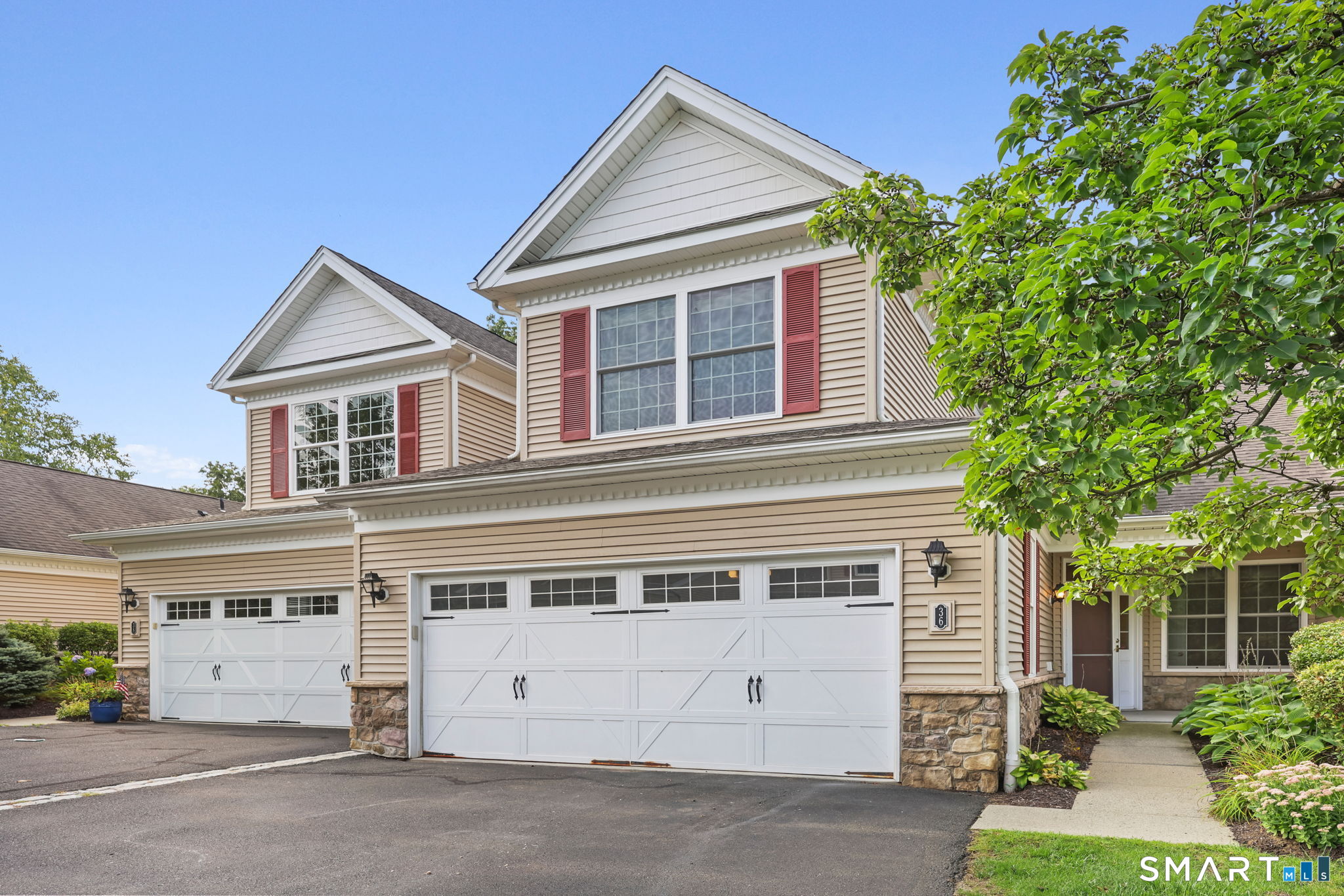 36 Watkins Drive, 36, Newtown, CT 06482 | For Sale at $550,000