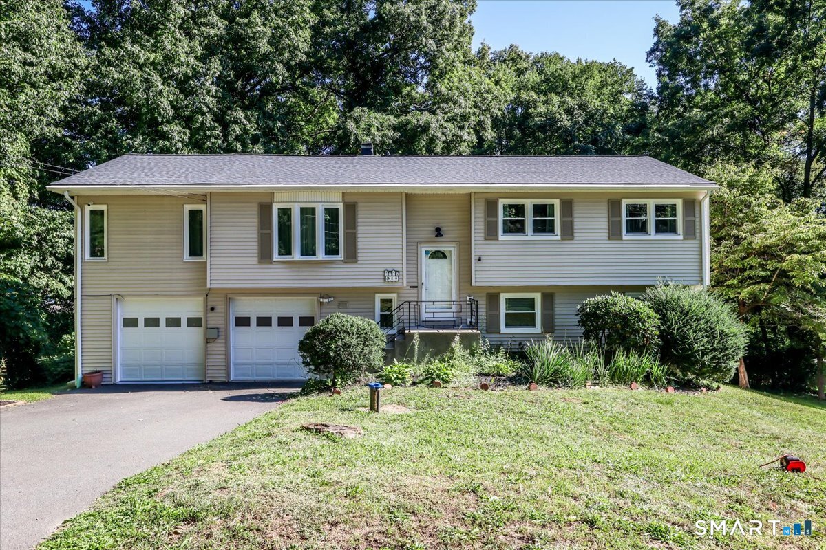 28 Deepwood Drive, Bethel, CT 06801 | For Sale at $670,000