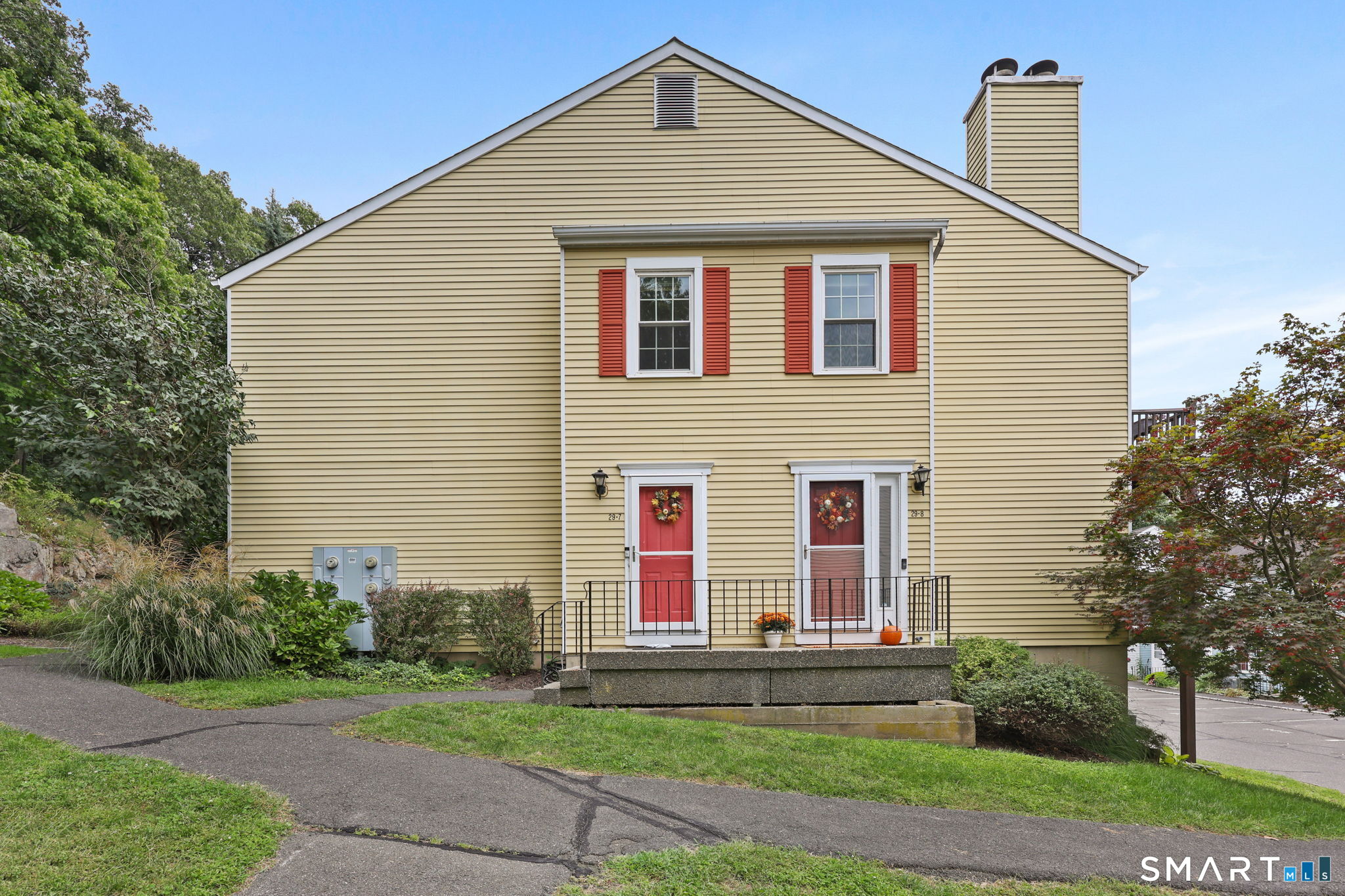 55 Mill Plain Road, 29-8, Danbury, CT 06811 | For Sale at $285,000