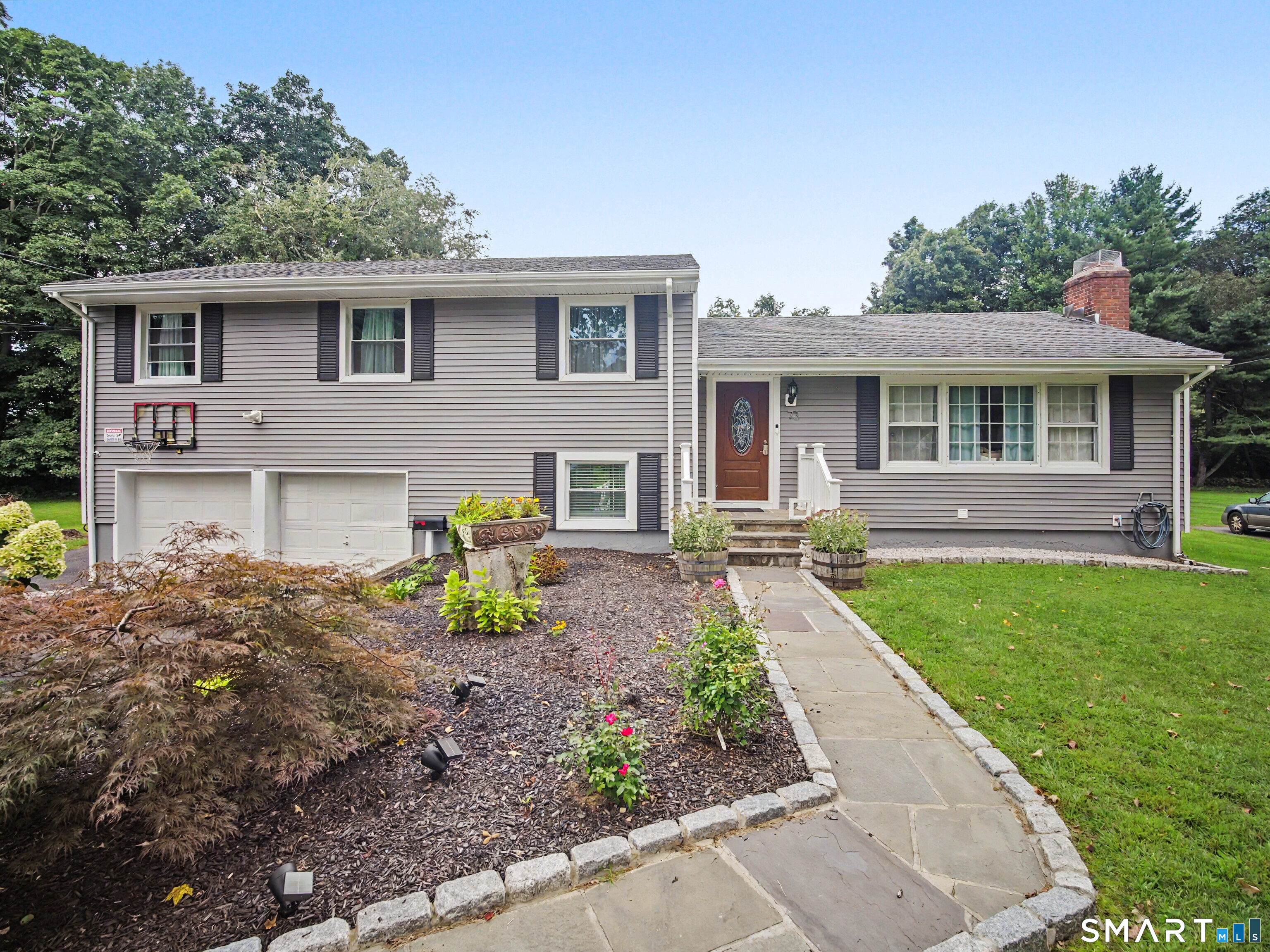 73 Weeping Willow Lane, Fairfield, CT 06825 | For Sale at $999,900