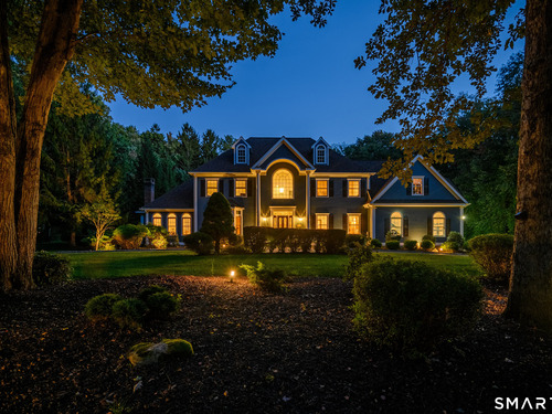 single family home for sale located at 3 Dylan Drive, Newtown, CT 06470