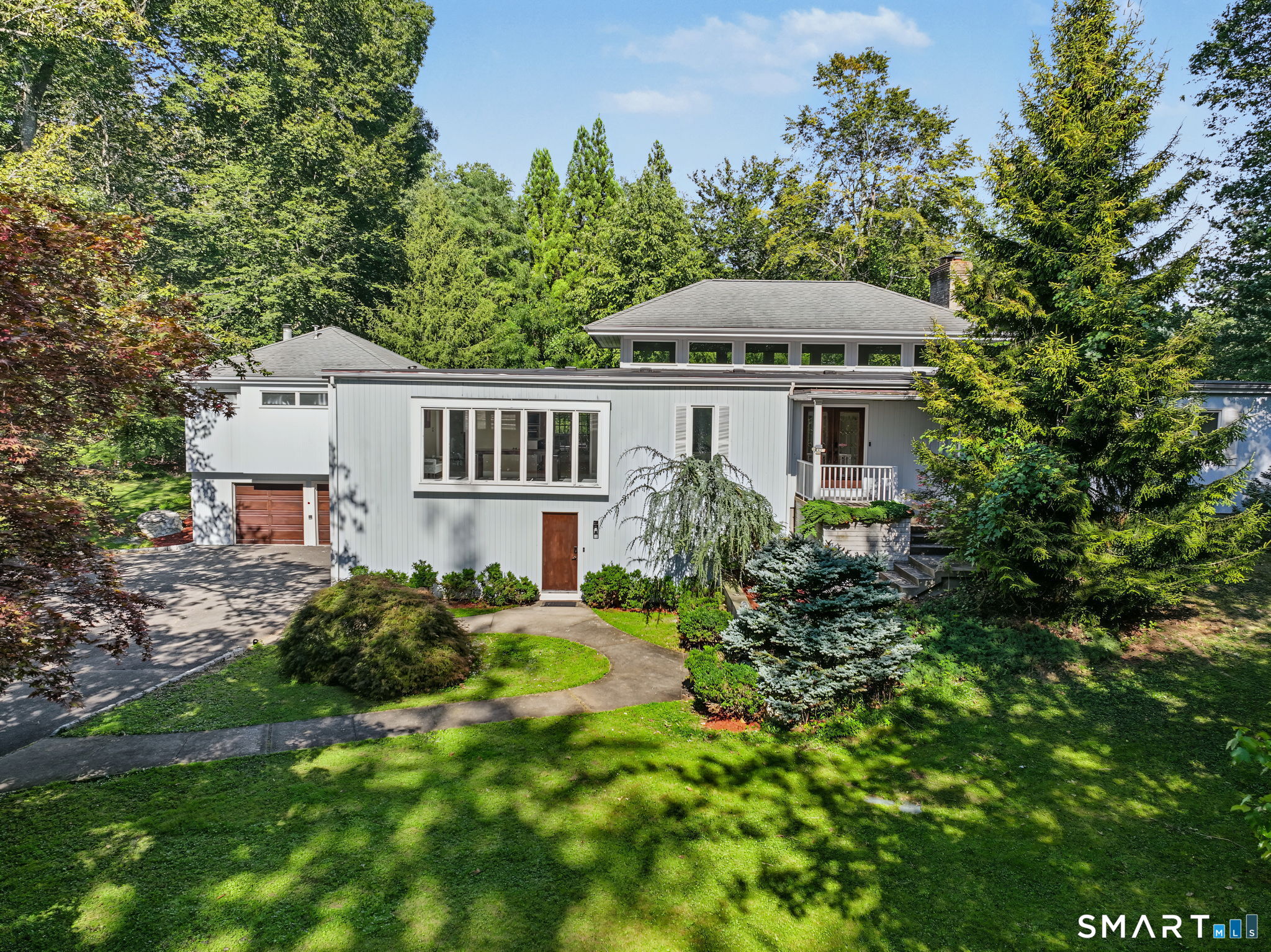 480 Riders Lane, Fairfield, CT 06824 | For Sale at $1,161,500