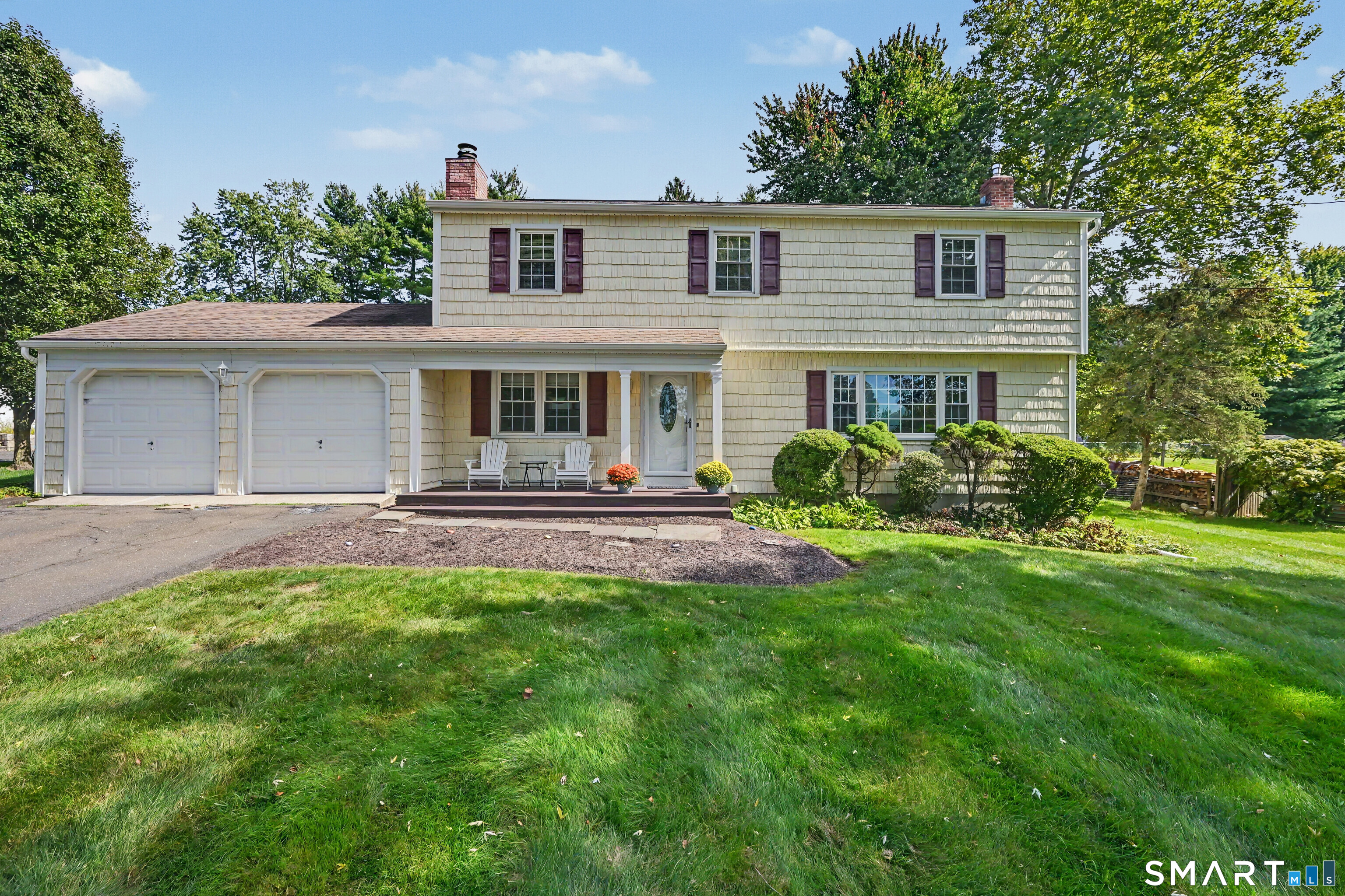 24 Quaker Ridge Road, Bethel, CT 06801 | For Sale at $585,000