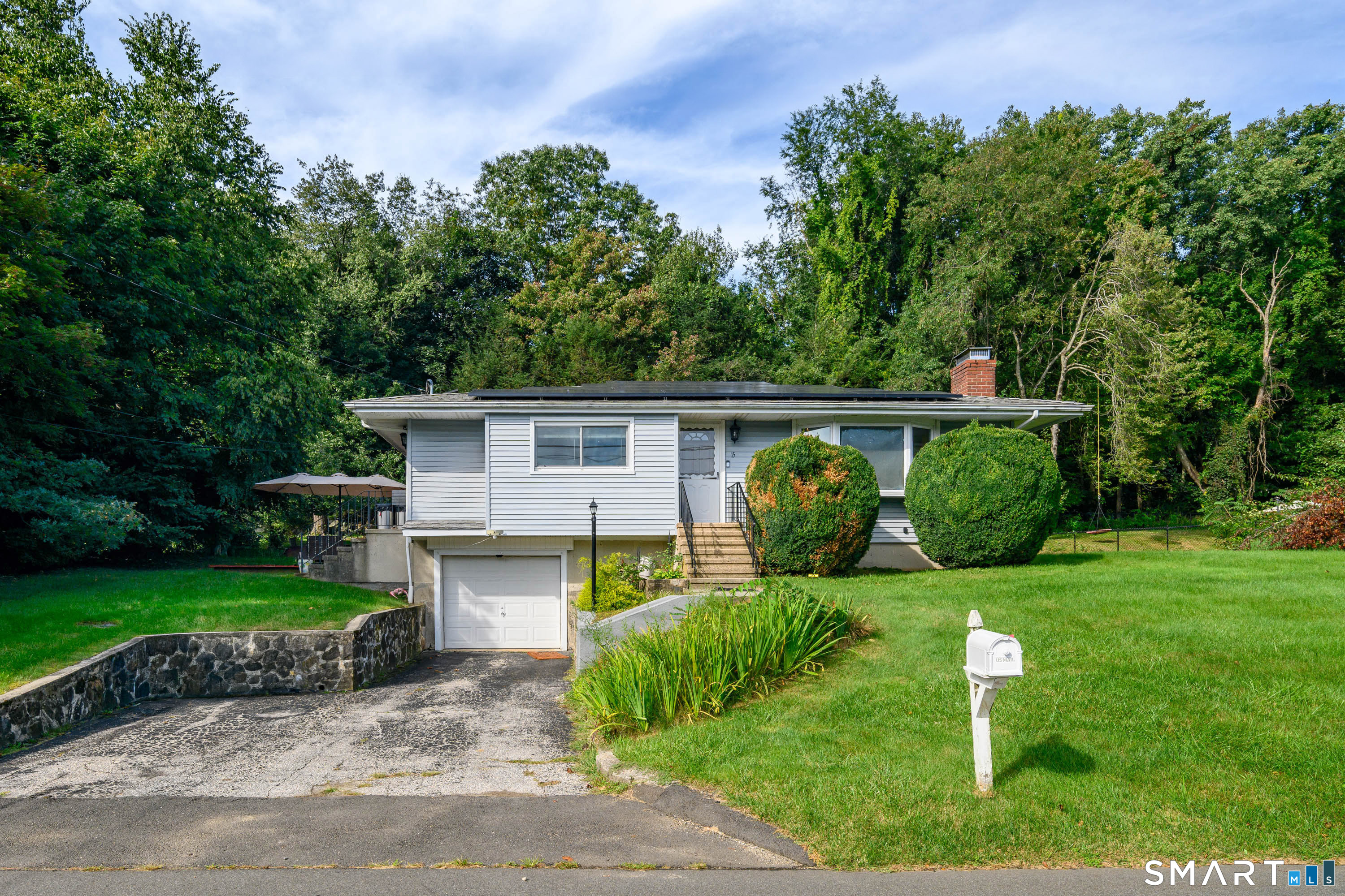 15 Henso Drive, Danbury, CT 06811 | For Sale at $499,900
