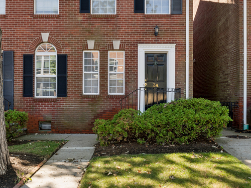  townhouse condo for sale located at 1080 Bedford Street, 3a, Stamford, CT 06905