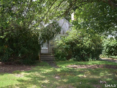  single family home for sale located at 95 Raymond Street, Stratford, CT 06614