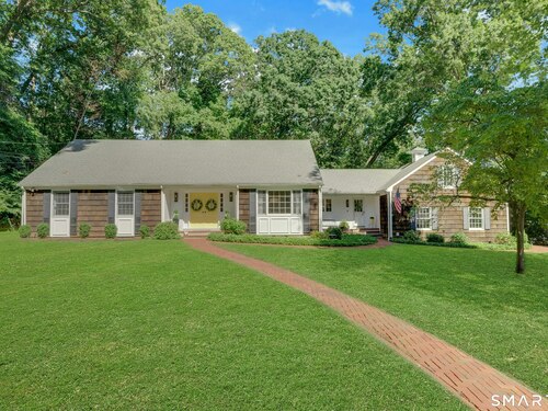 single family home for sale located at 6 Stoneleigh Square, Fairfield, CT 06825