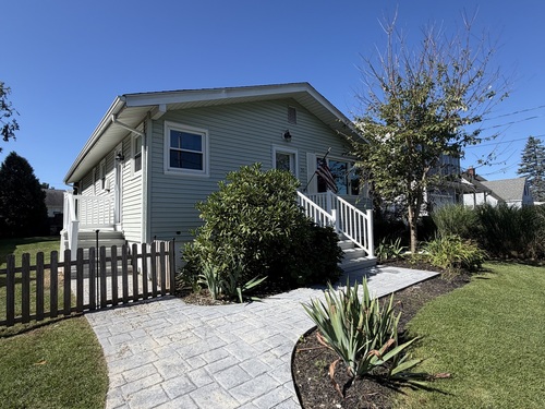  single family home for sale located at 20 Summit Avenue, Shelton, CT 06484