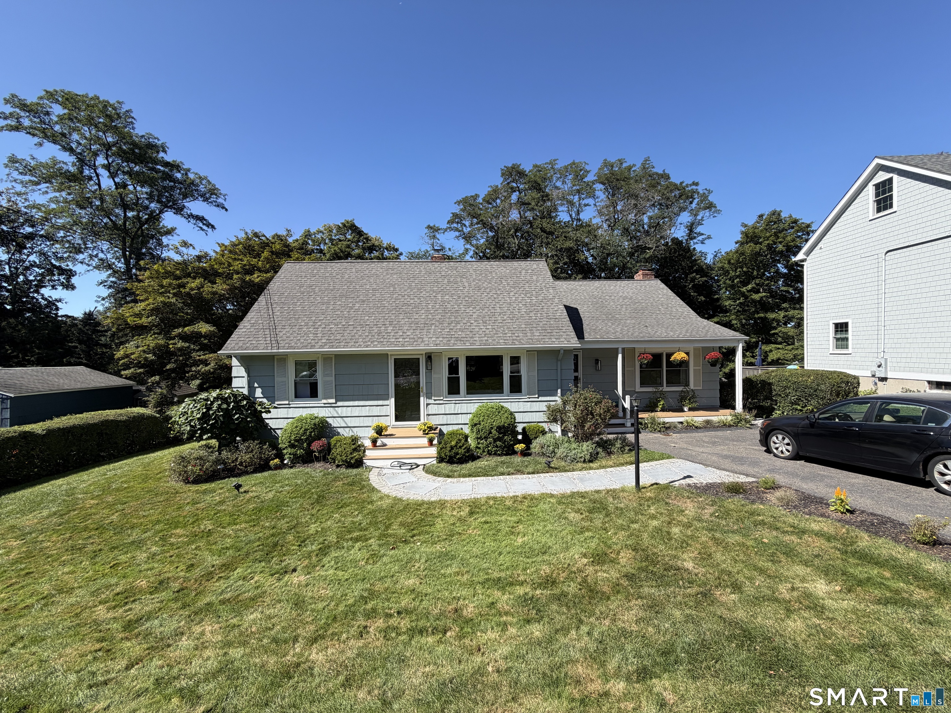 366 Brookside Drive, Fairfield, CT 06824 | For Sale at $799,000