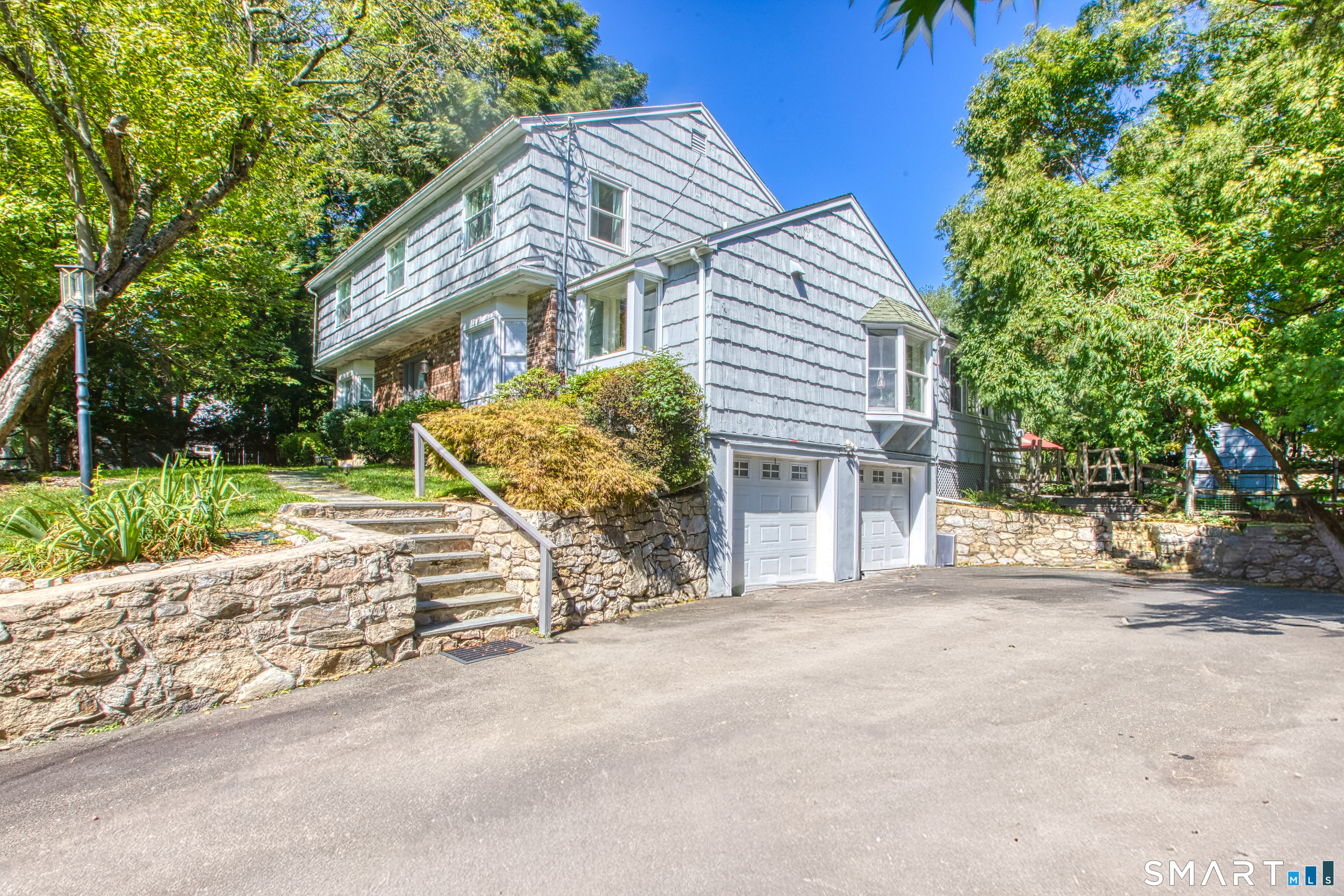 34 Regency Drive, Norwalk, CT 06851 | For Sale at $999,000