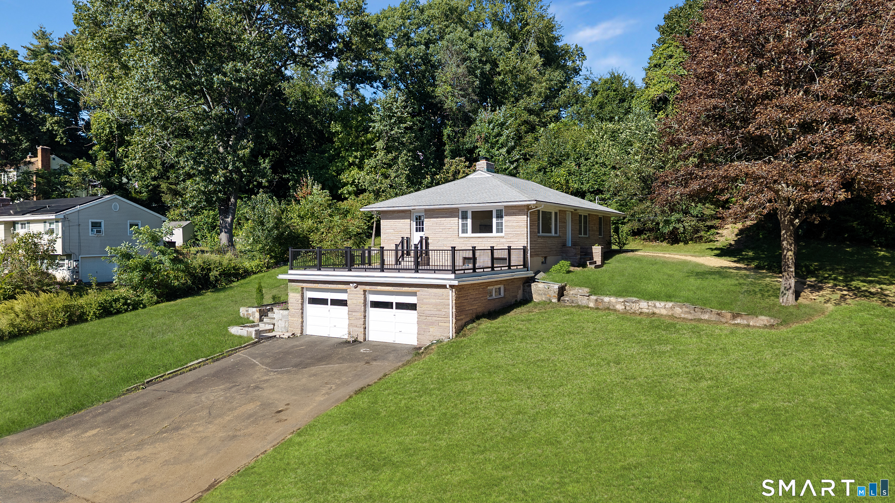 10 Jeanette Road, Danbury, CT 06811 | For Sale at $579,000