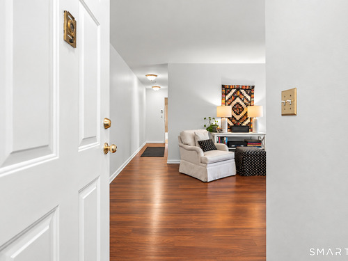 Waterfront condo home for sale located at 154 Cold Spring Road, 3, Stamford, CT 06905