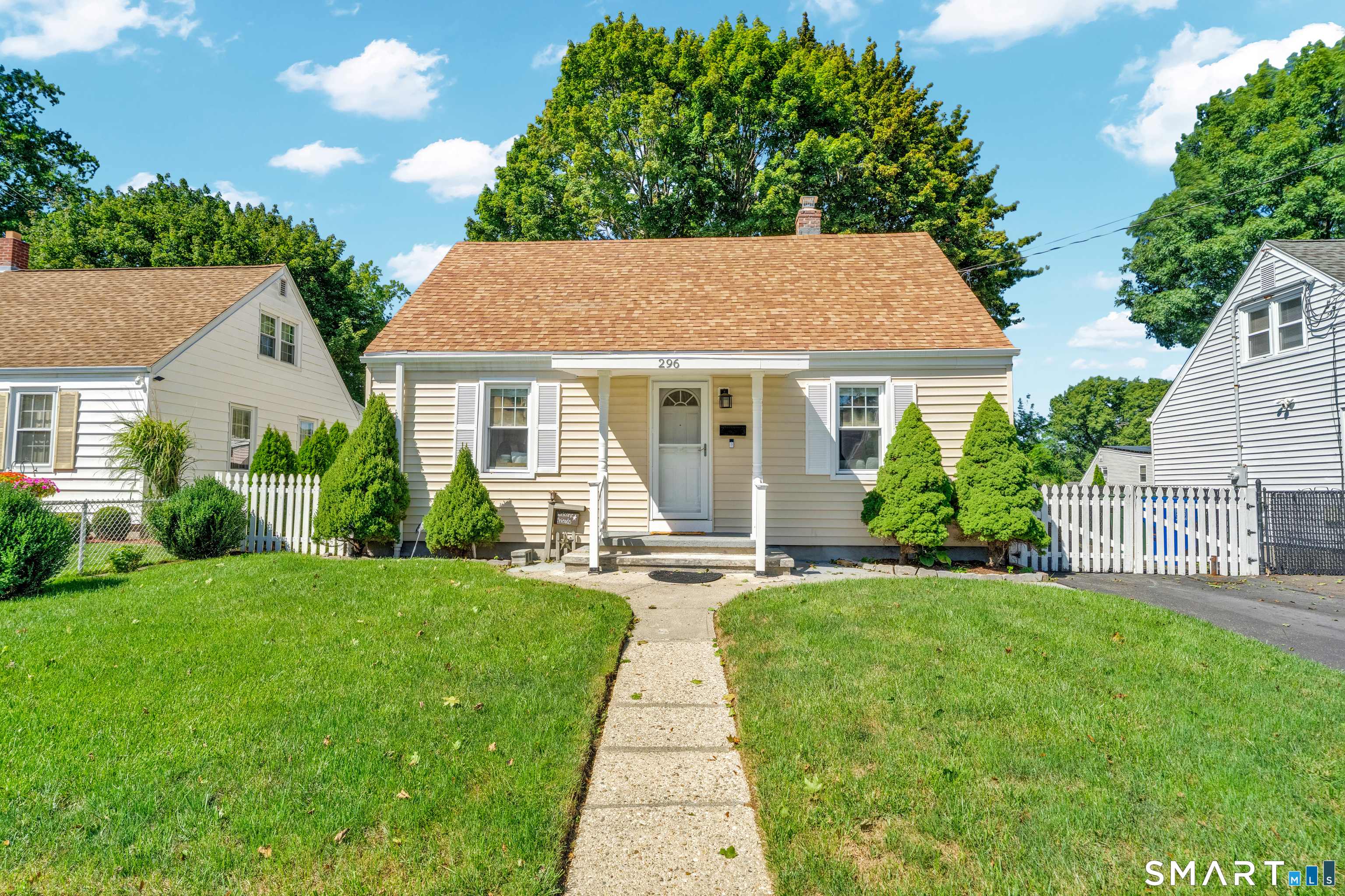 296 Ruth Street, Bridgeport, CT 06606 | For Sale at $395,000