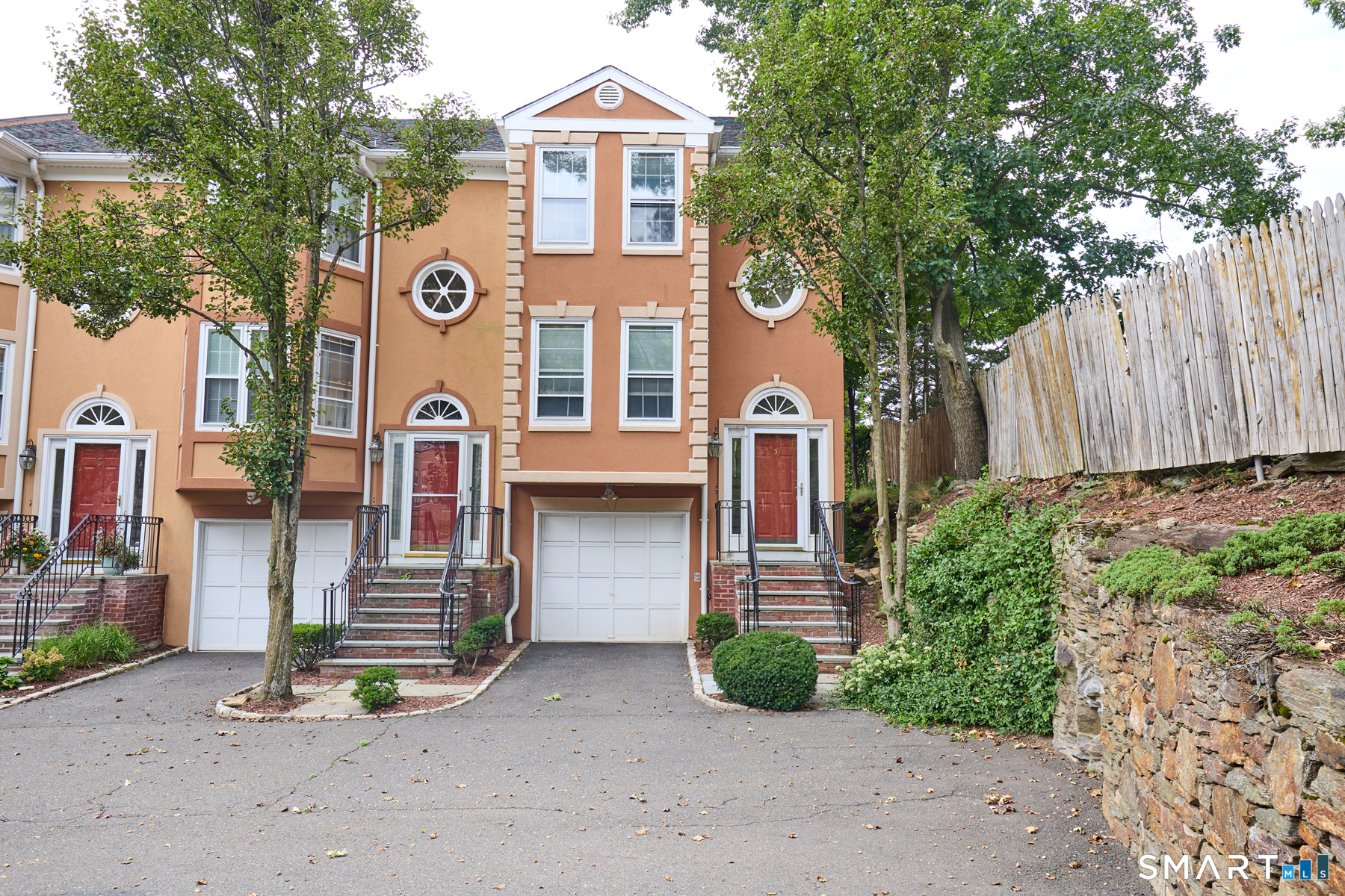2675 Park Avenue, 5, Bridgeport, CT 06604 | For Sale at $379,500