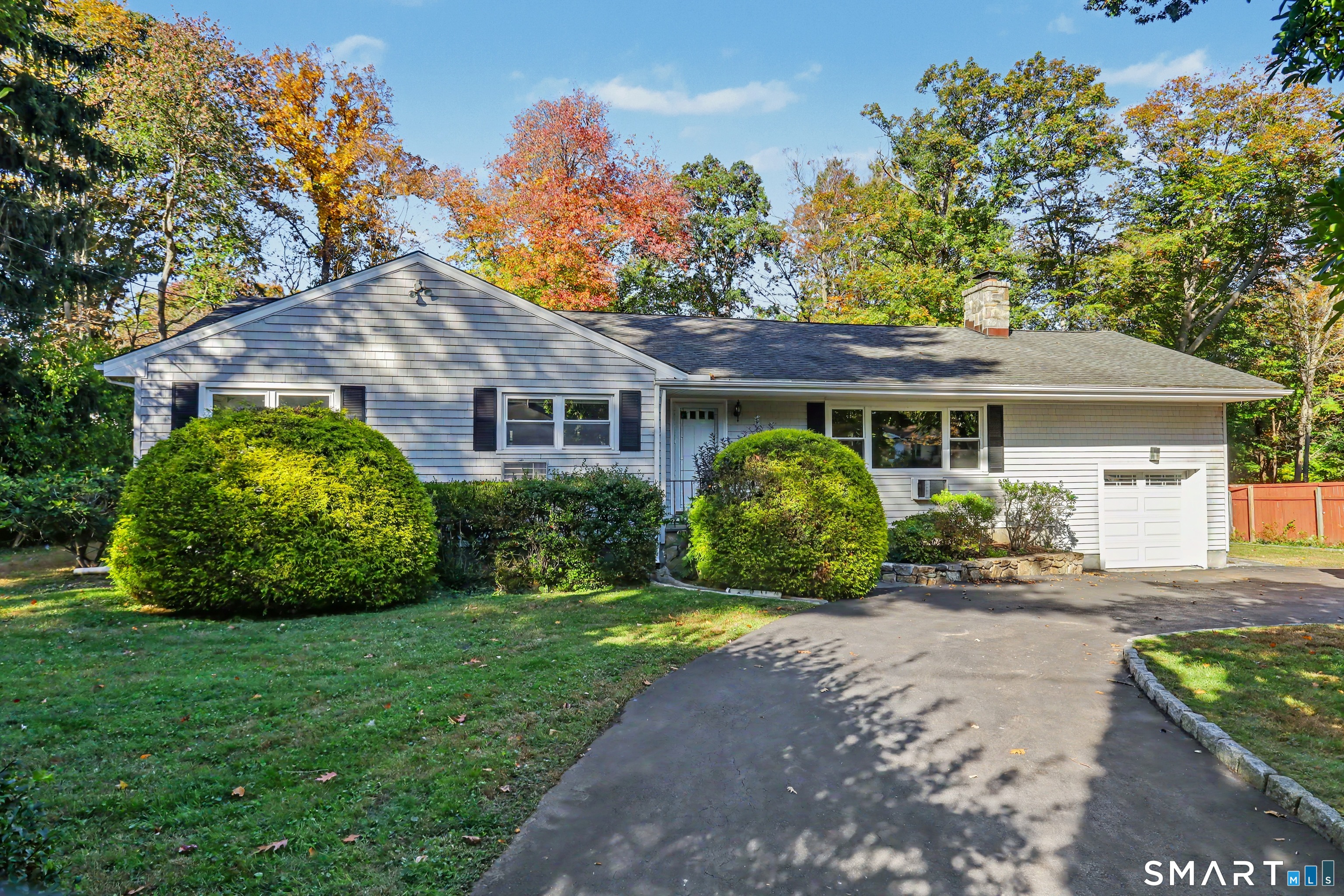 10 Jennifer Road, Norwalk, CT 06850 | For Sale at $849,000