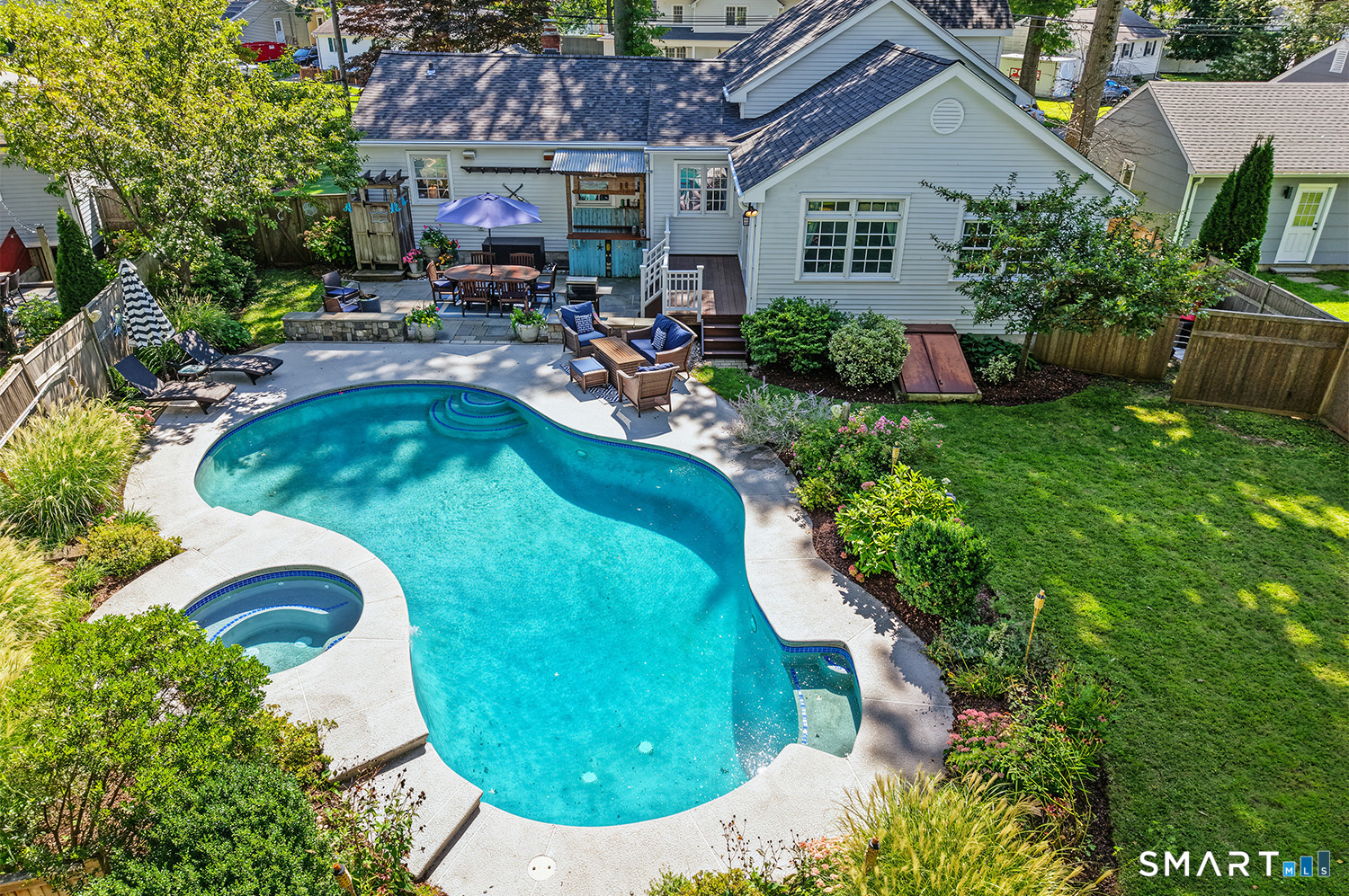 78 Greenbriar Road, Fairfield, CT 06824 | For Sale at $1,150,000