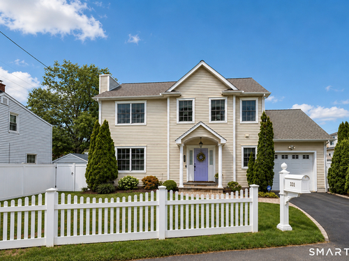  condo home for sale located at 331 Knapps Highway, 331, Fairfield, CT 06825