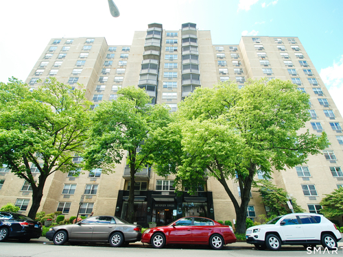  condo home for sale located at 50 Glenbrook Road, 14c, Stamford, CT 06902