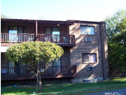  condo home for sale located at 235 Henry Avenue, 12a, Stratford, CT 06614