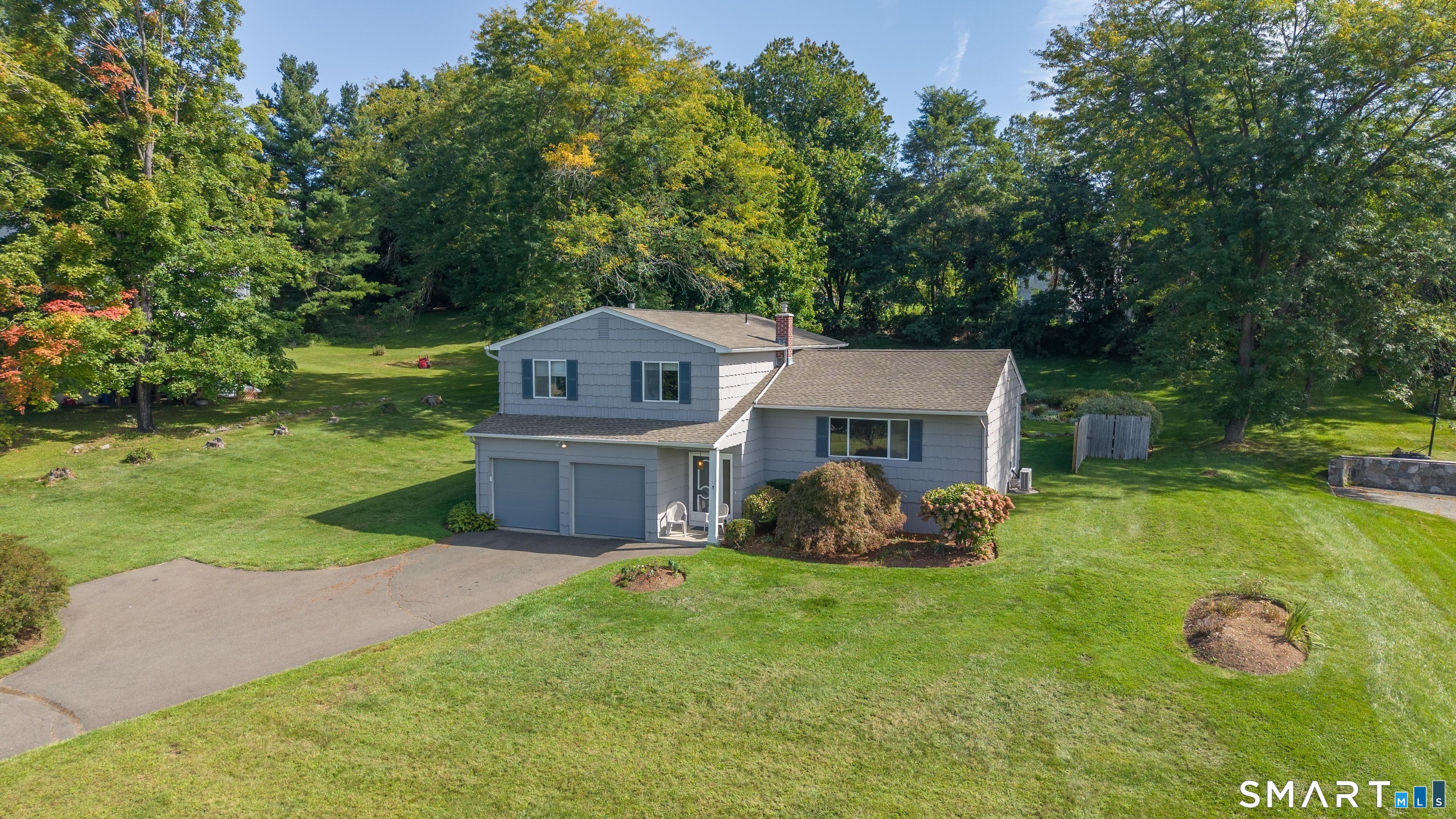 3 Mayflower Drive, Brookfield, CT 06804 | For Sale at $636,000