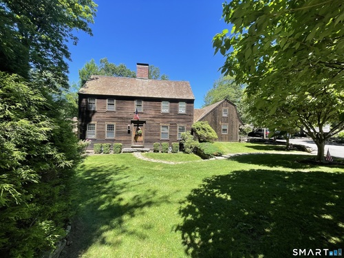  single family home for sale located at 31 Old Barn Road, Trumbull, CT 06611