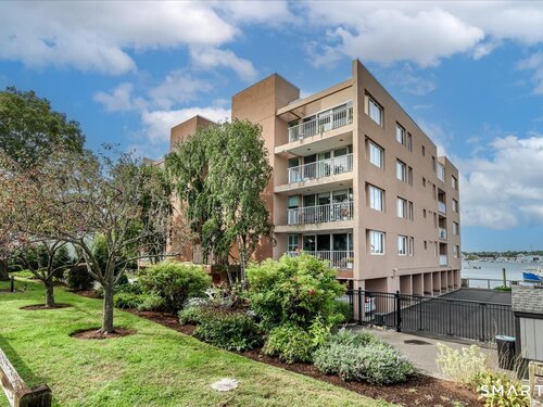 Waterfront condo home for sale located at 26 Cove Avenue, 2b, Norwalk, CT 06855