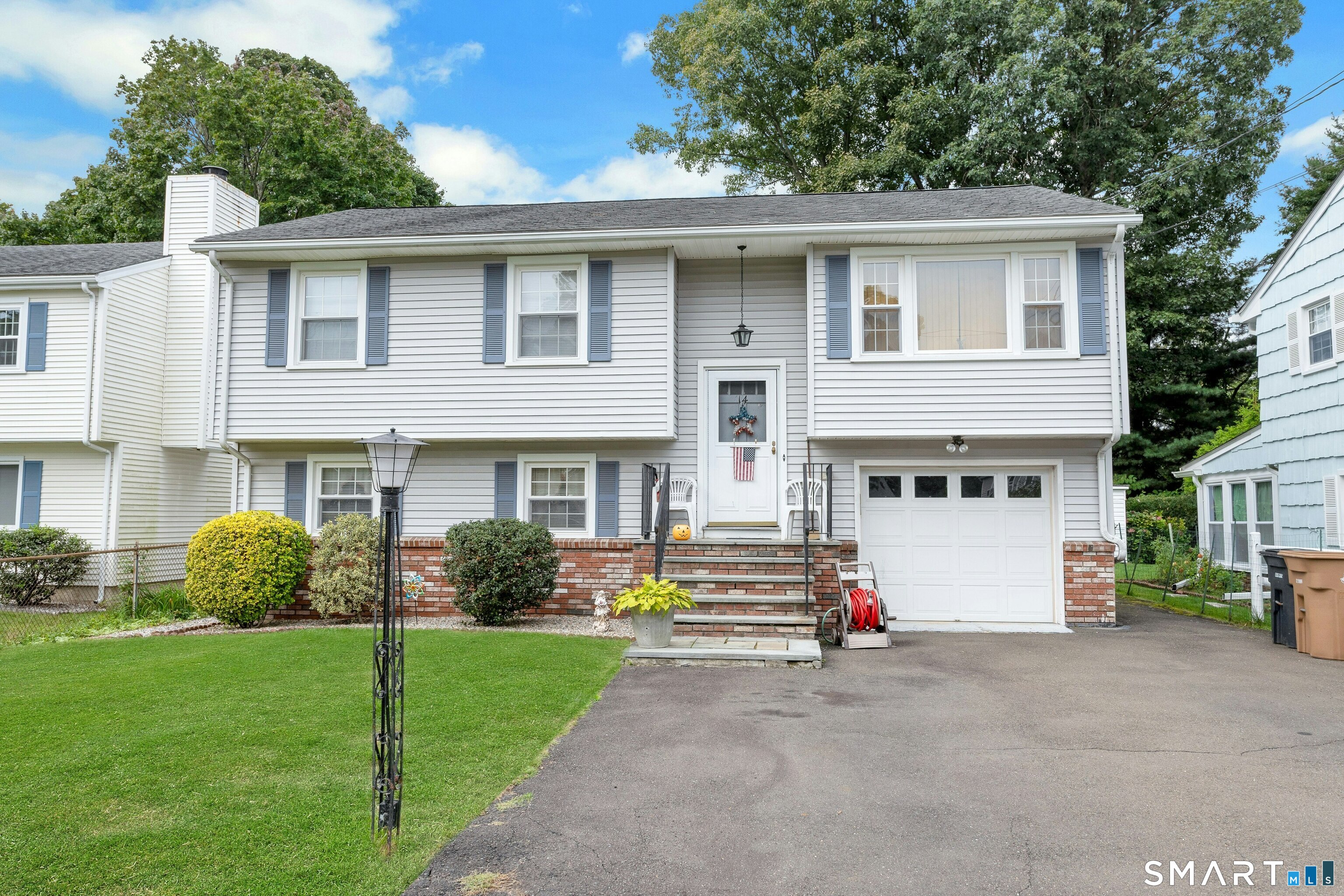 14 Hilltop Avenue, Stamford, CT 06907 | For Sale at $749,000